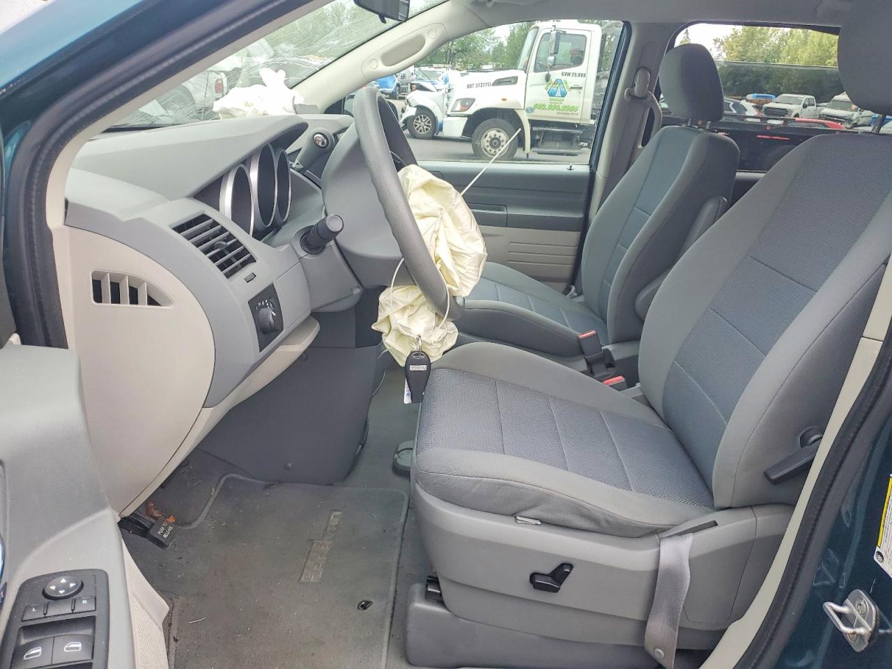 2009 Dodge Grand Caravan Se Зеленый vin: 2D8HN44E39R535054