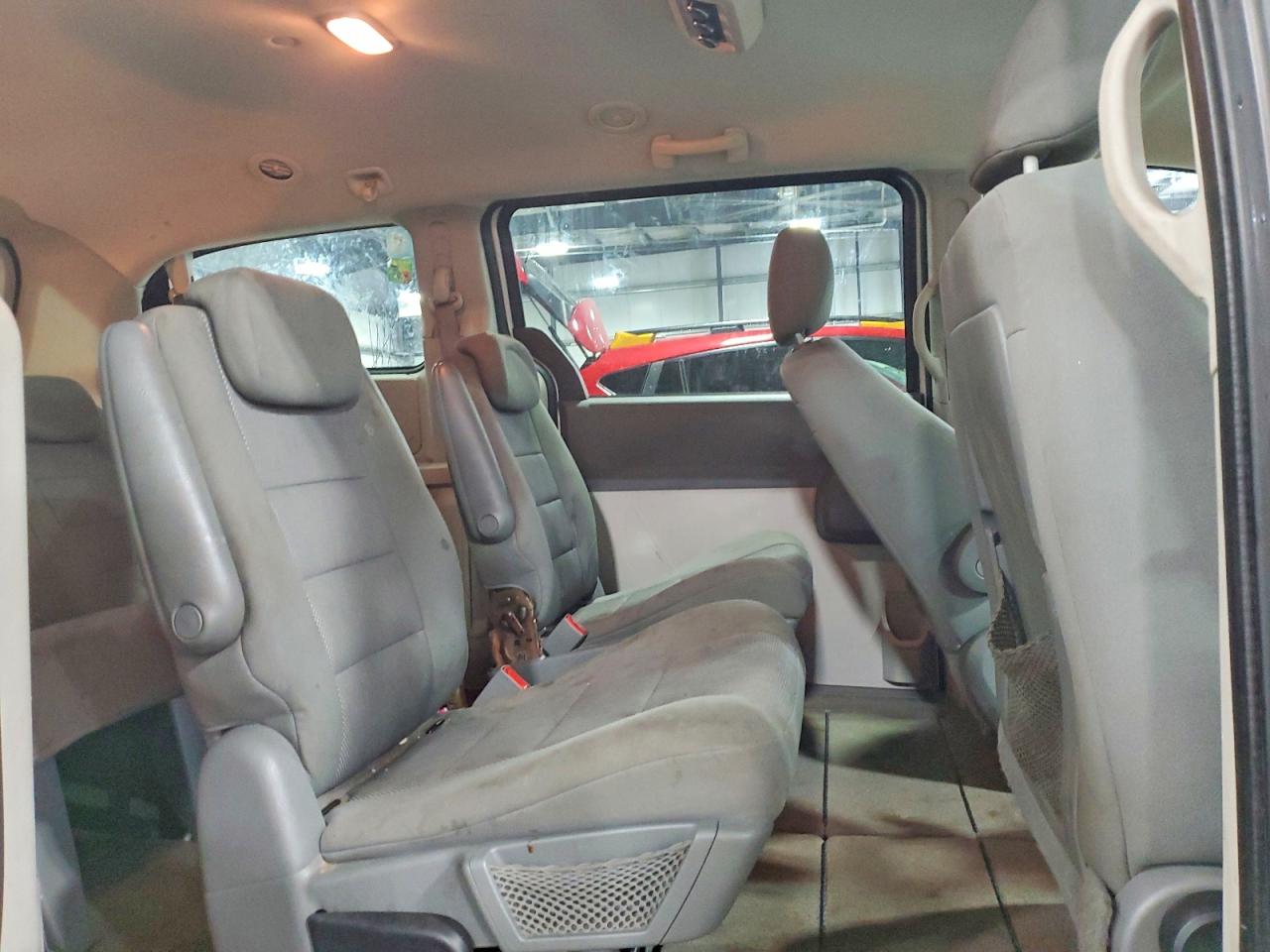 2009 Dodge Grand Caravan Se Silver vin: 2D8HN44E39R585405