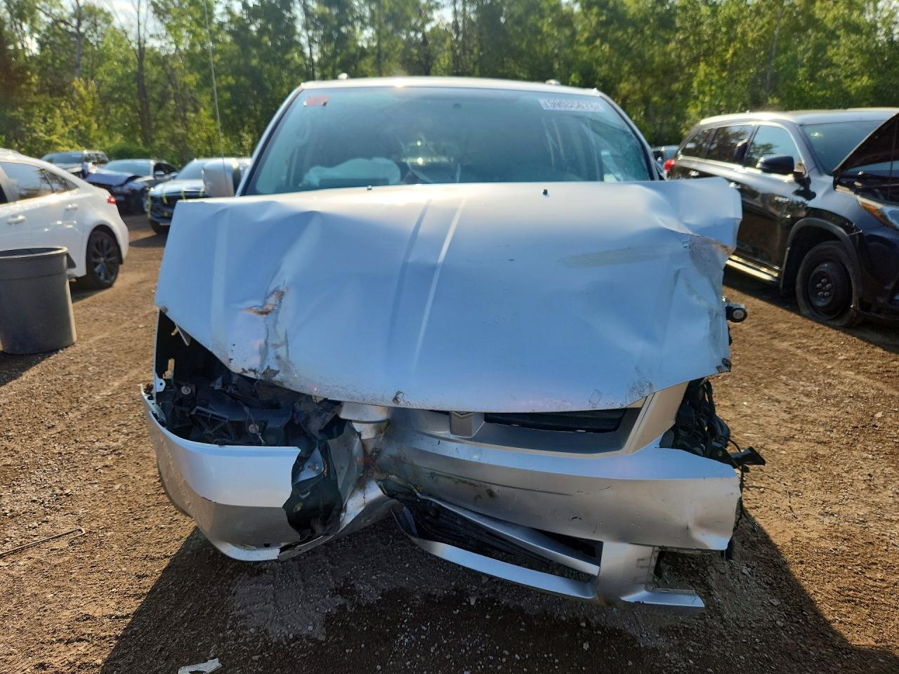 2009 Dodge Grand Caravan Se Silver vin: 2D8HN44E39R695256