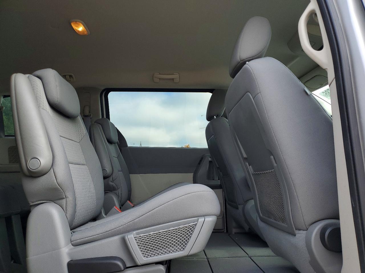 2009 Dodge Grand Caravan Se Silver vin: 2D8HN44E59R587558