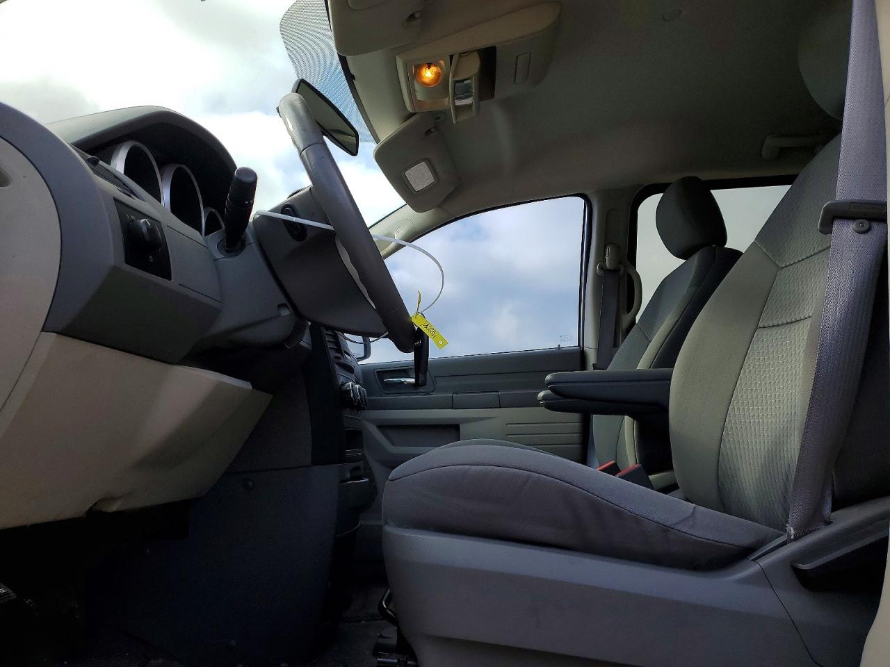 2009 Dodge Grand Caravan Se Silver vin: 2D8HN44E59R587558