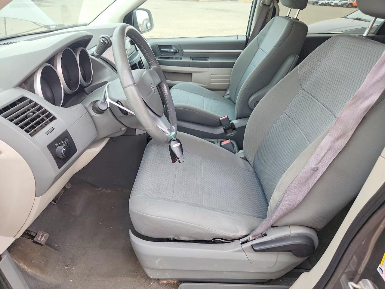 2009 Dodge Grand Caravan Se Серый vin: 2D8HN44E59R696263