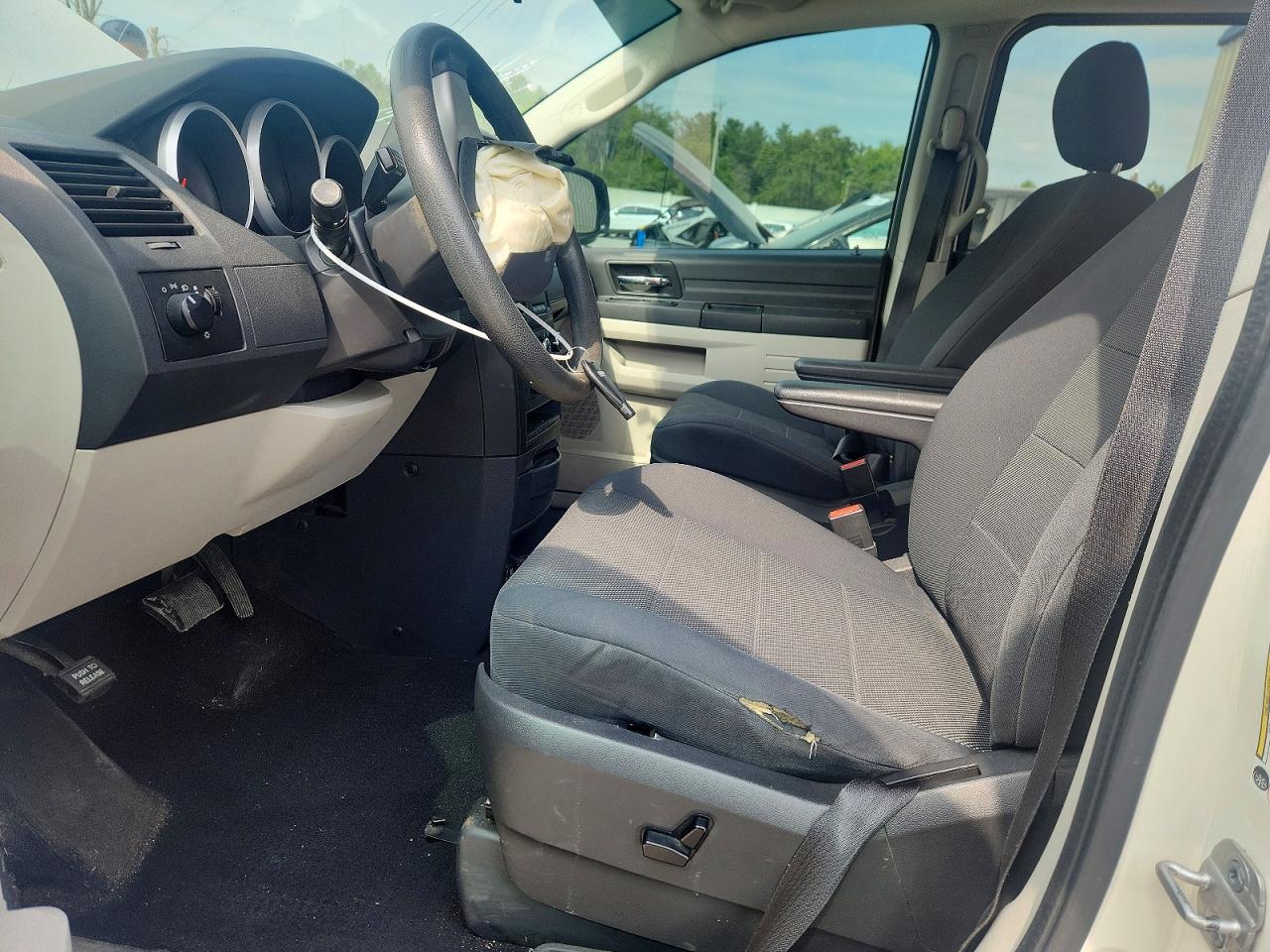 2009 Dodge Grand Caravan Se Белый vin: 2D8HN44E79R623637