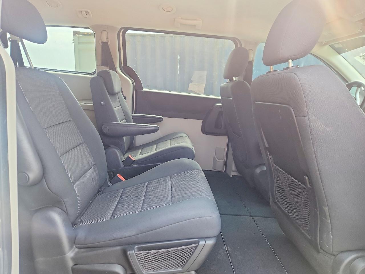2009 Dodge Grand Caravan Se Белый vin: 2D8HN44E79R623637