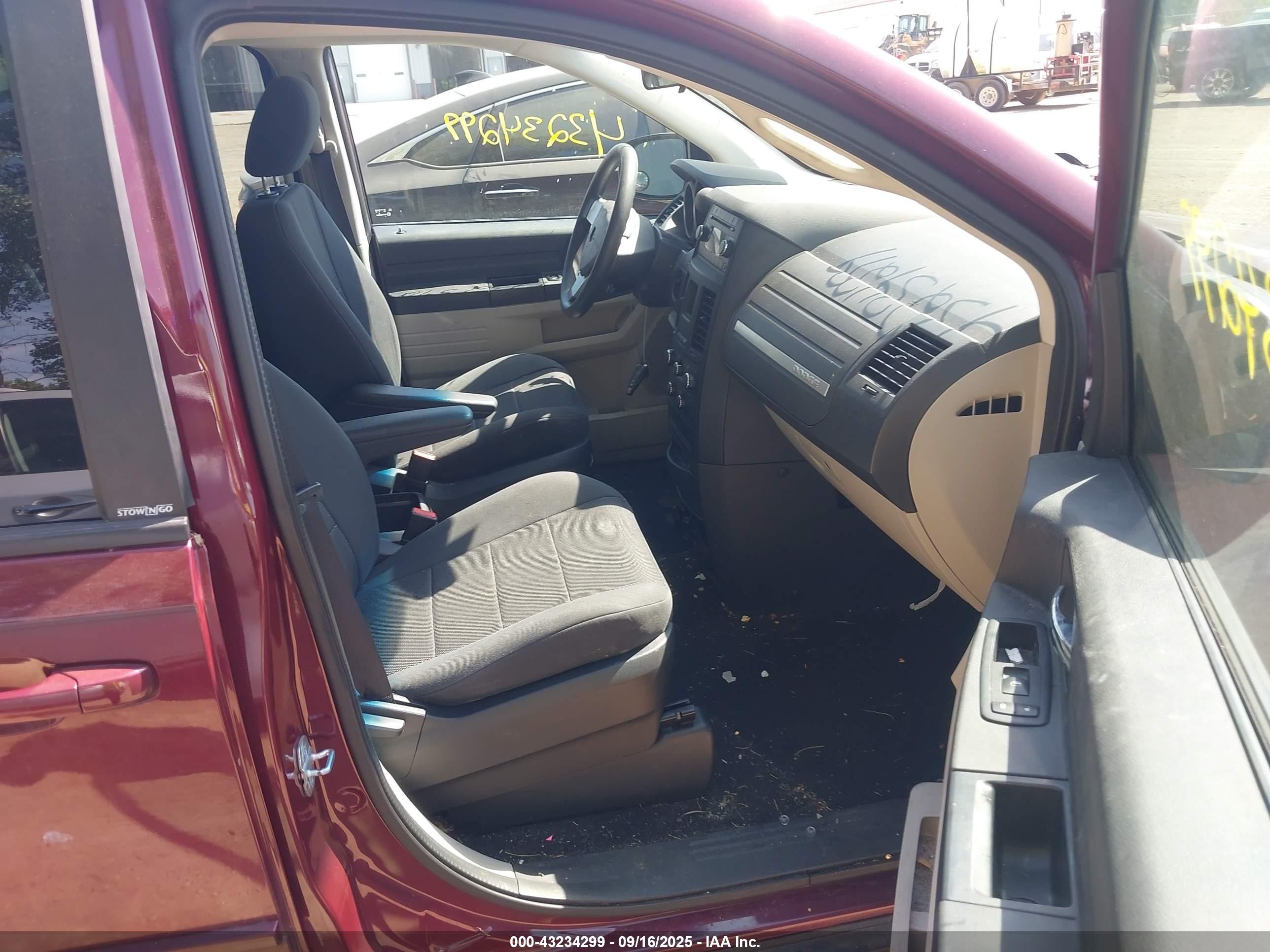 2009 Dodge Grand Caravan Se Red vin: 2D8HN44E89R630838