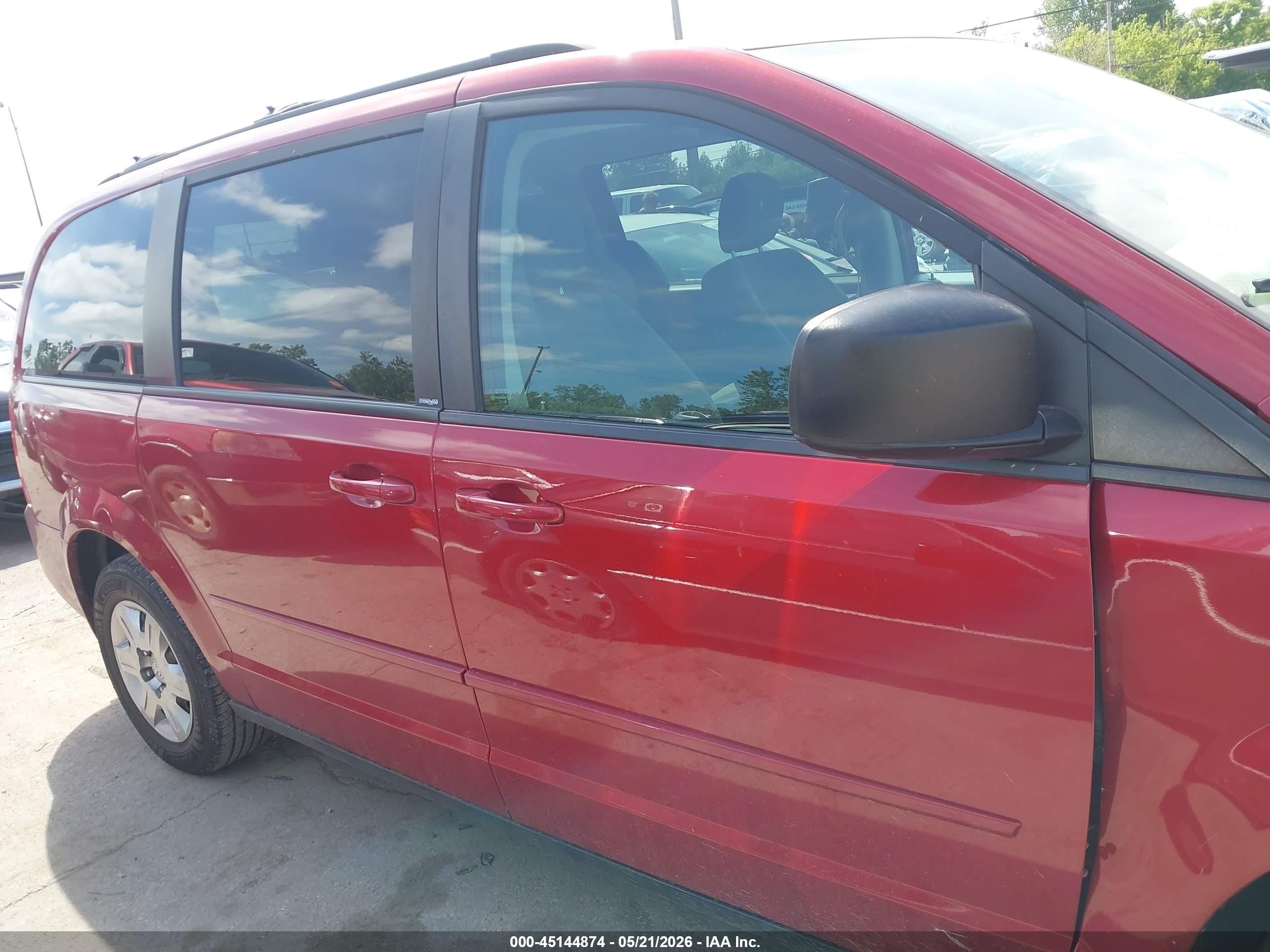 2009 Dodge Grand Caravan Se Red vin: 2D8HN44E99R616477