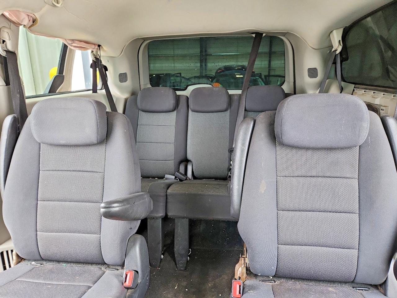 2009 Dodge Grand Caravan Se Tan vin: 2D8HN44E99R682074