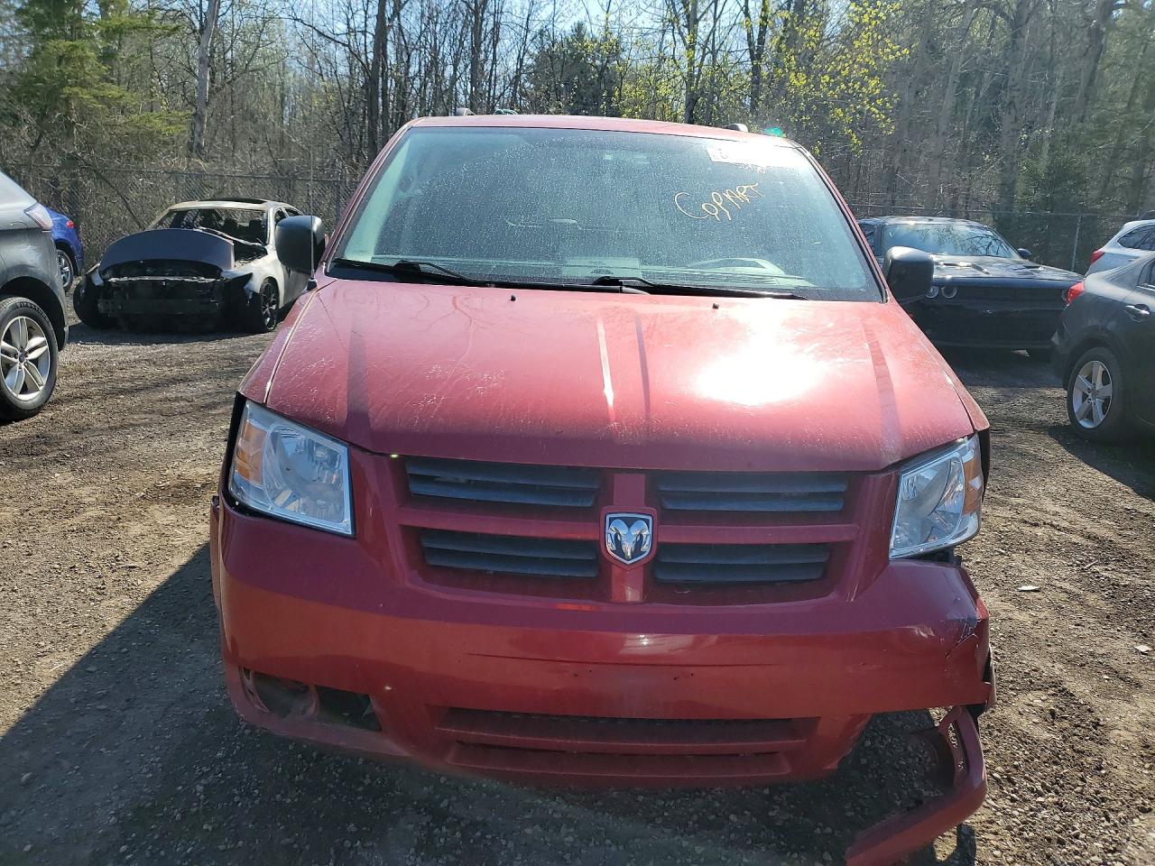 2009 Dodge Grand Caravan Se Red vin: 2D8HN44EX9R505887