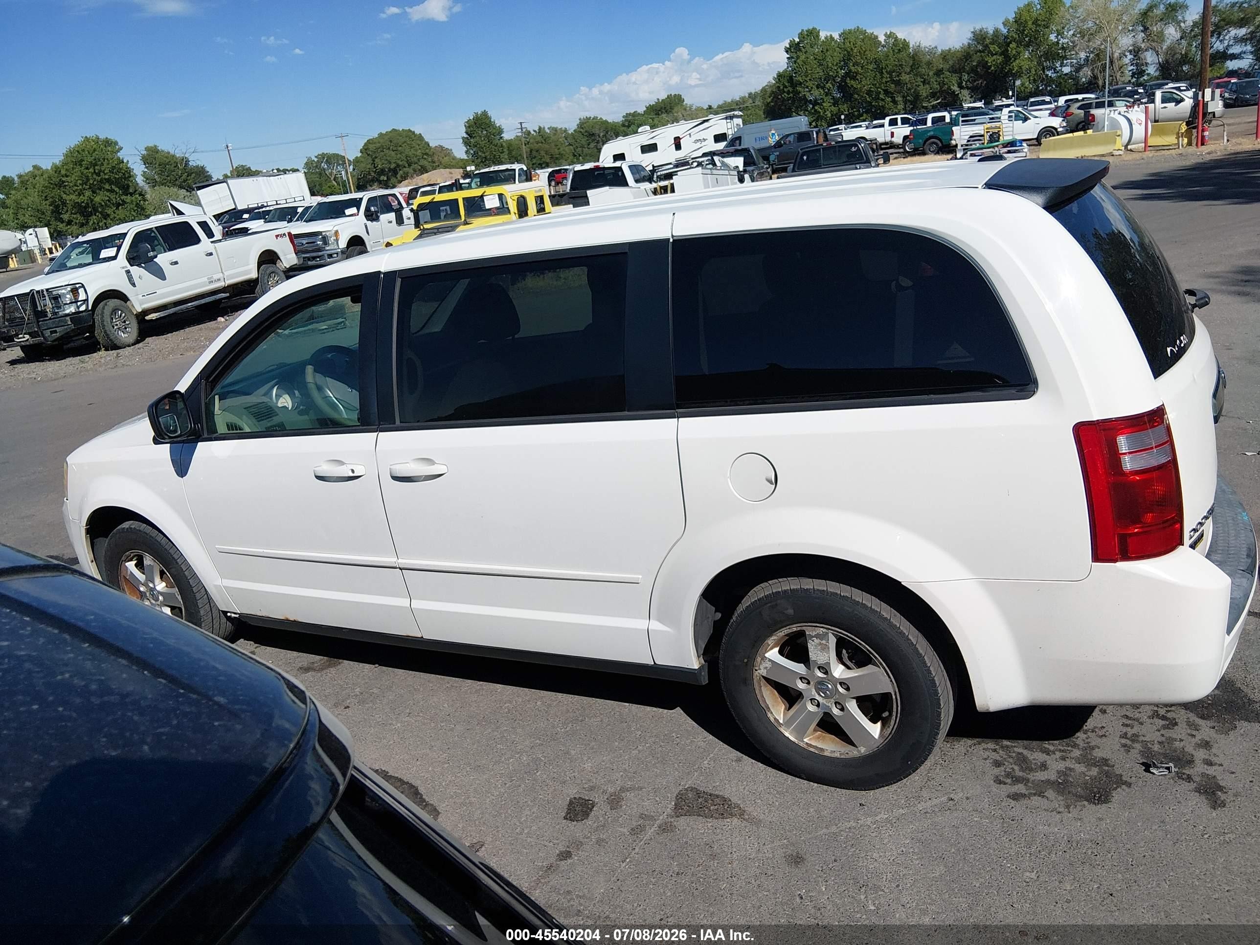 2009 Dodge Grand Caravan Se White vin: 2D8HN44EX9R562655