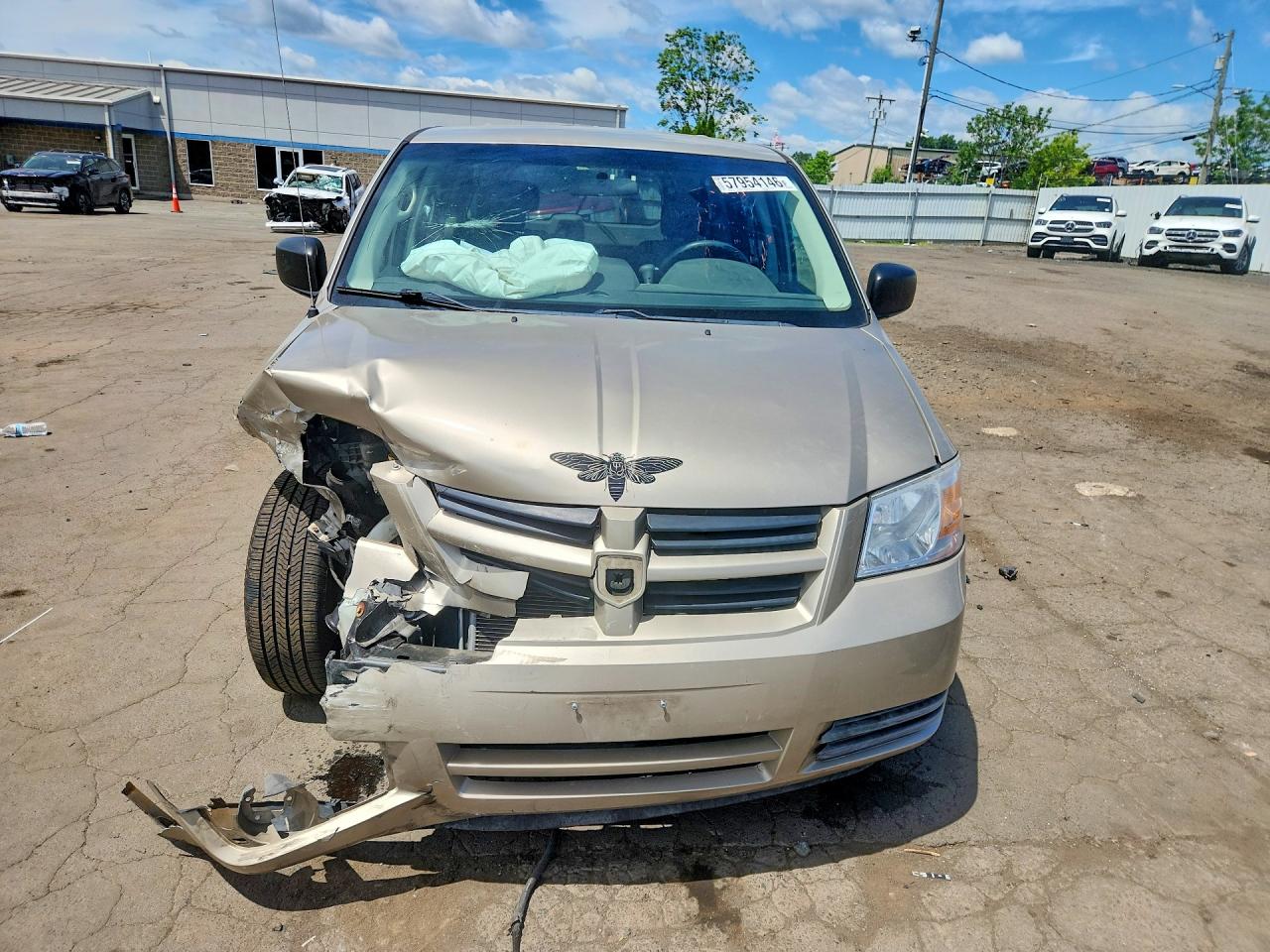 2009 Dodge Grand Caravan Se Cream vin: 2D8HN44EX9R600613