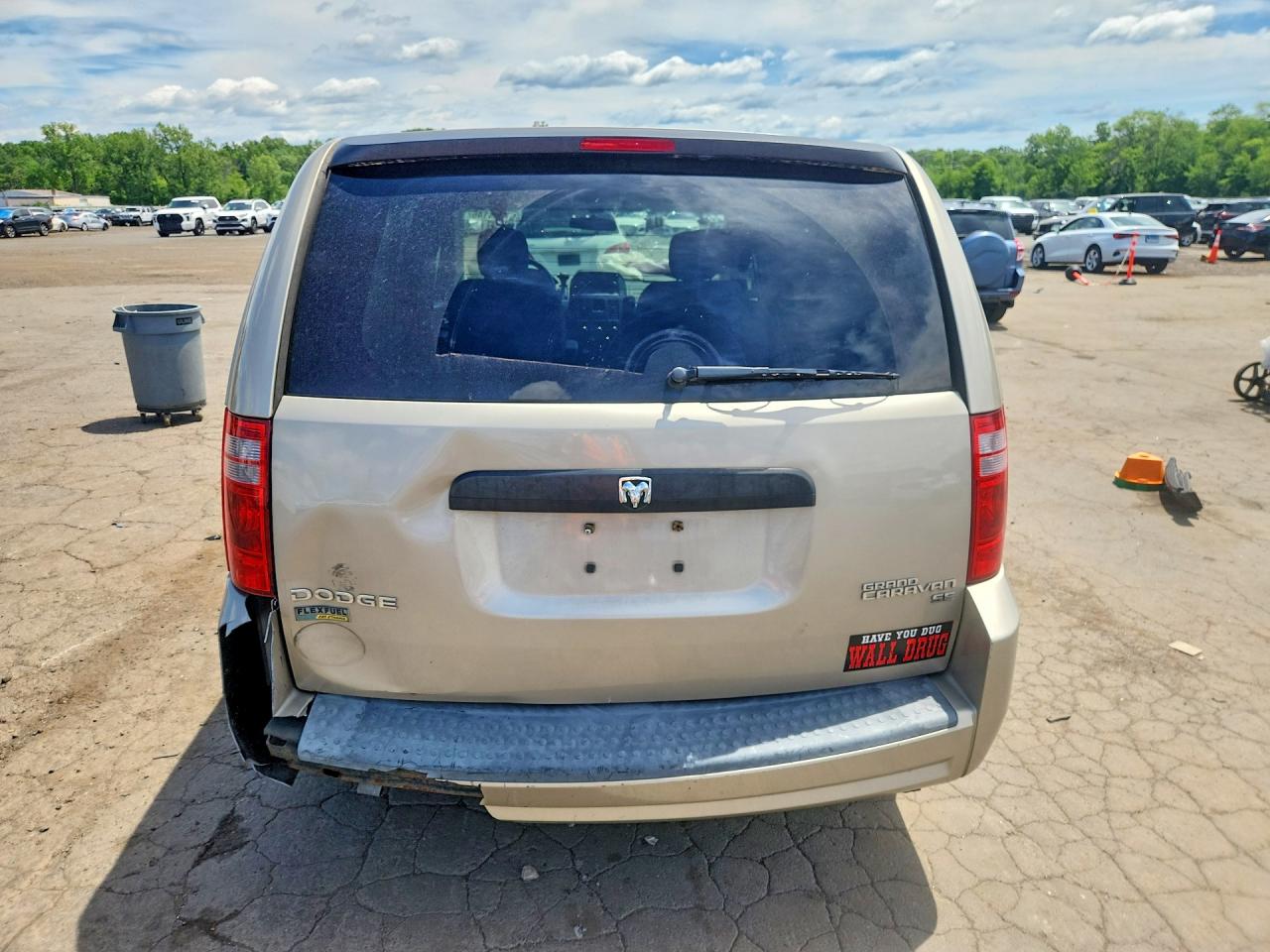 2009 Dodge Grand Caravan Se Cream vin: 2D8HN44EX9R600613