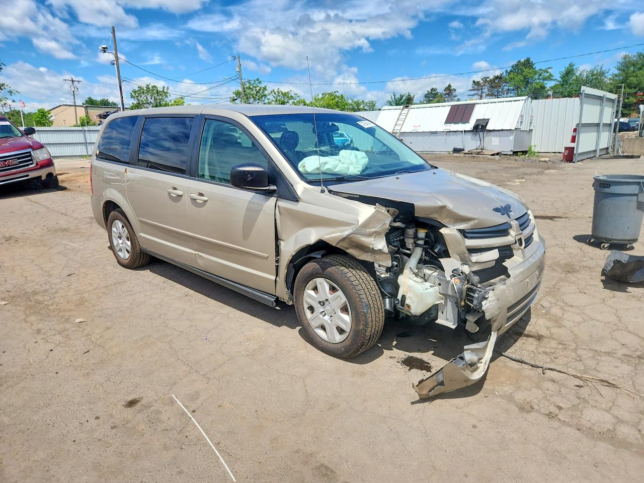2009 Dodge Grand Caravan Se Cream vin: 2D8HN44EX9R600613