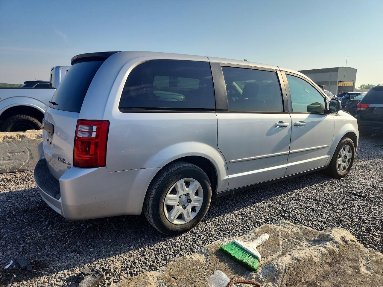 2009 Dodge Grand Caravan Se Silver vin: 2D8HN44EX9R628296