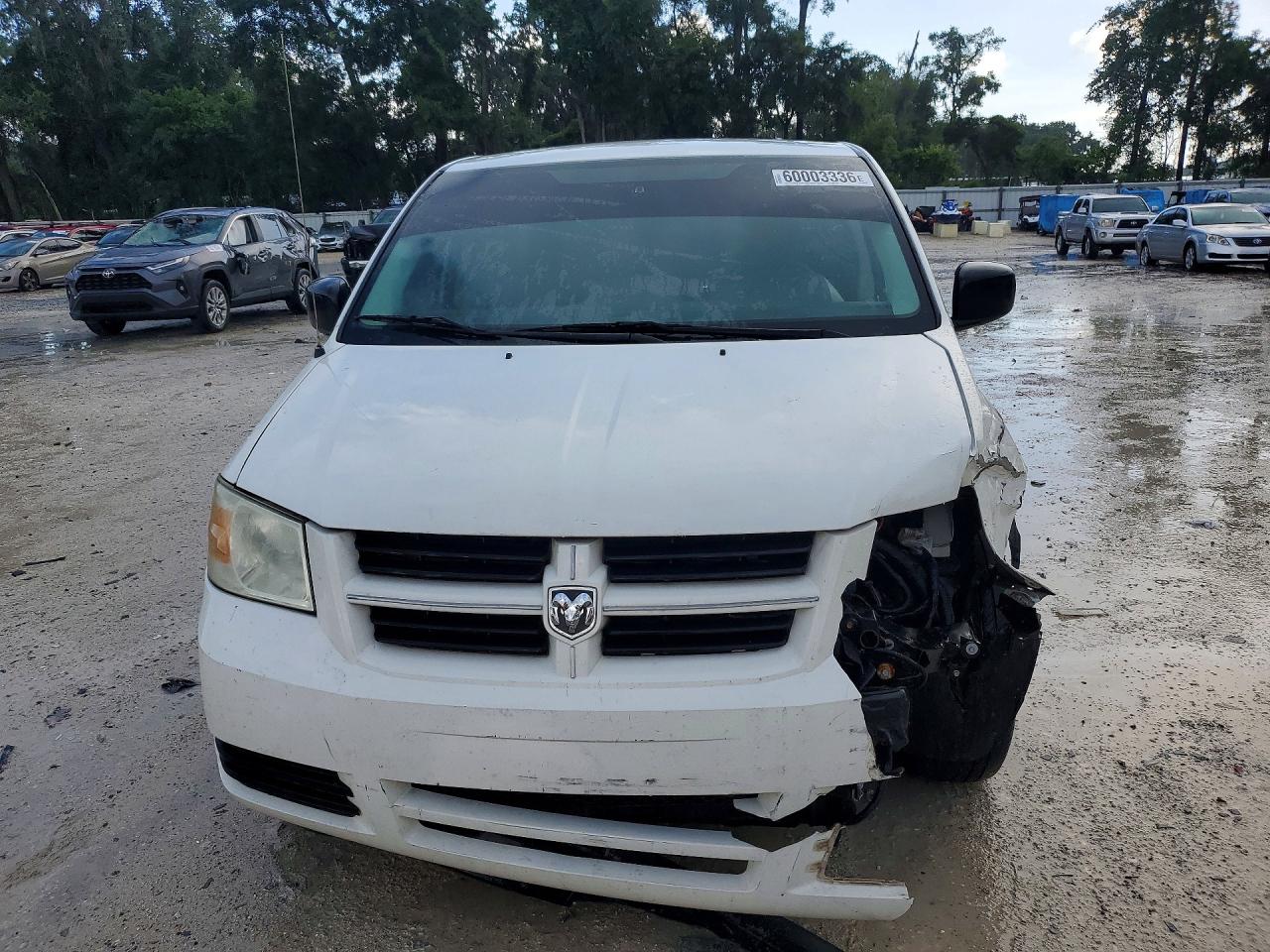 2009 Dodge Grand Caravan Se White vin: 2D8HN44EX9R652114