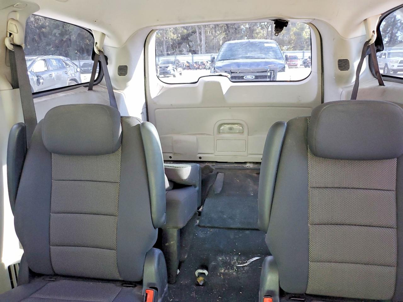 2009 Dodge Grand Caravan Se White vin: 2D8HN44EX9R652114