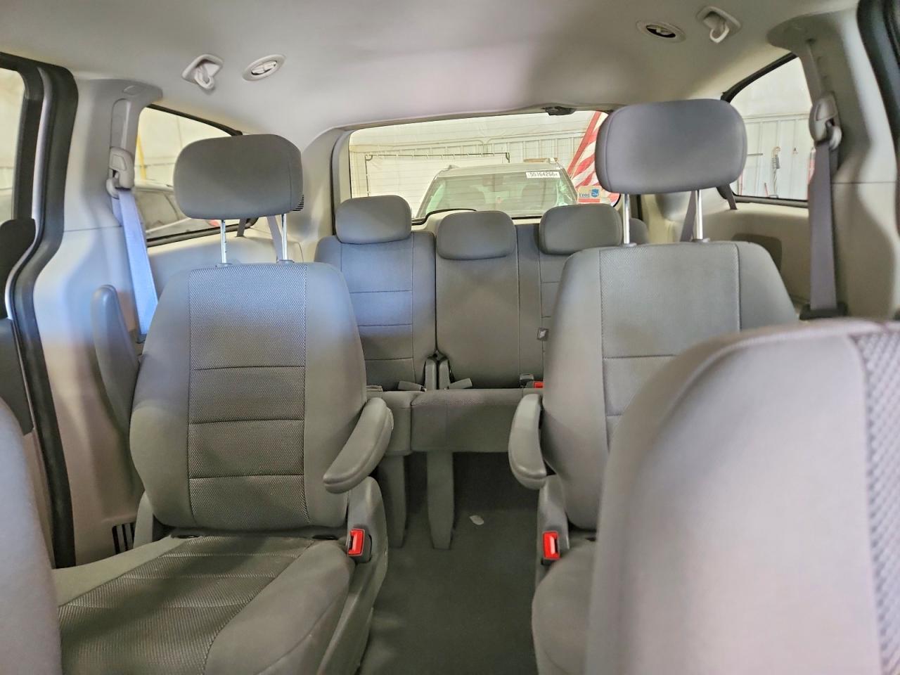 2008 Dodge Grand Caravan Se Silver vin: 2D8HN44H08R720672