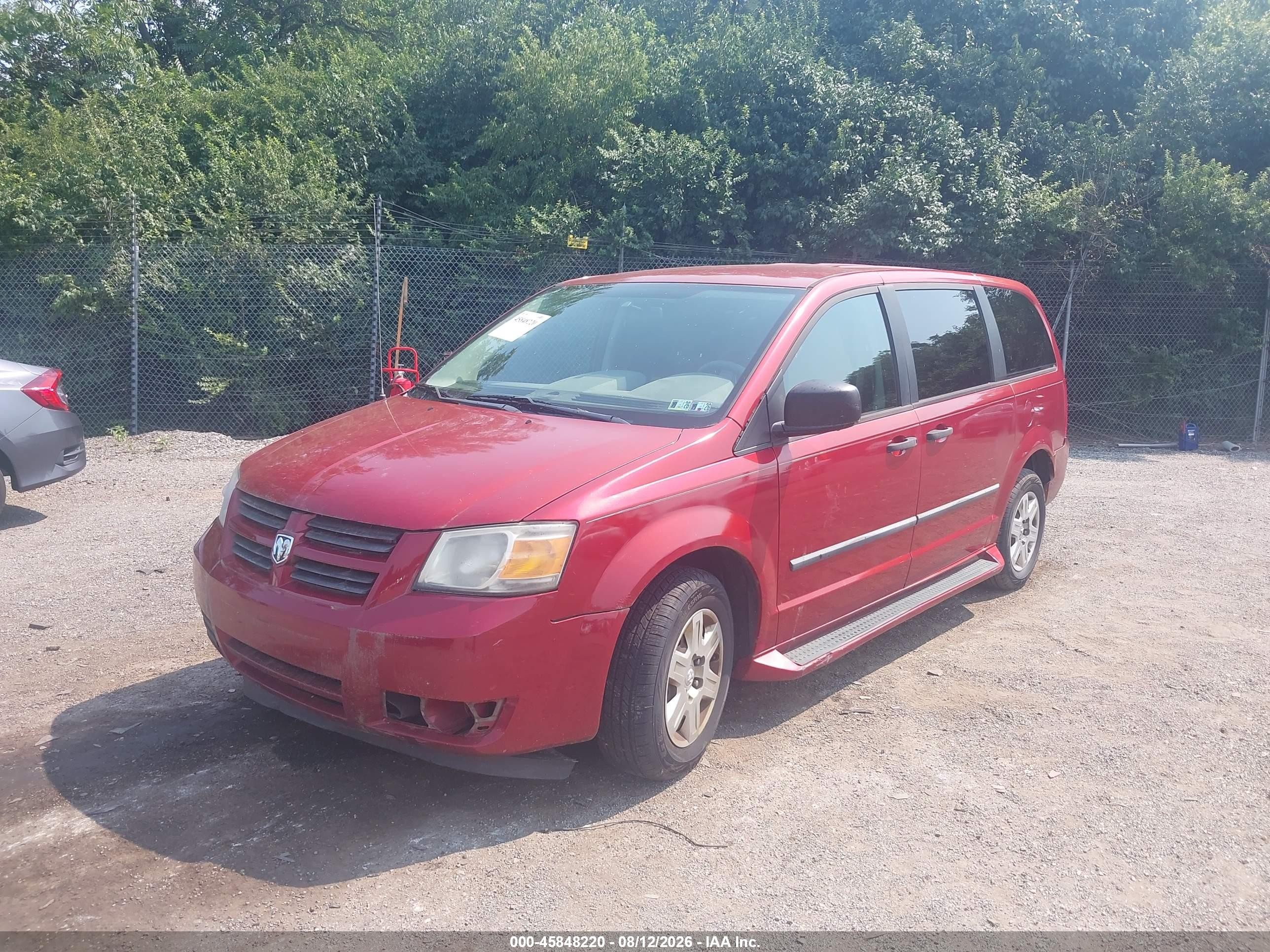2008 Dodge Grand Caravan Se Красный vin: 2D8HN44H28R113950