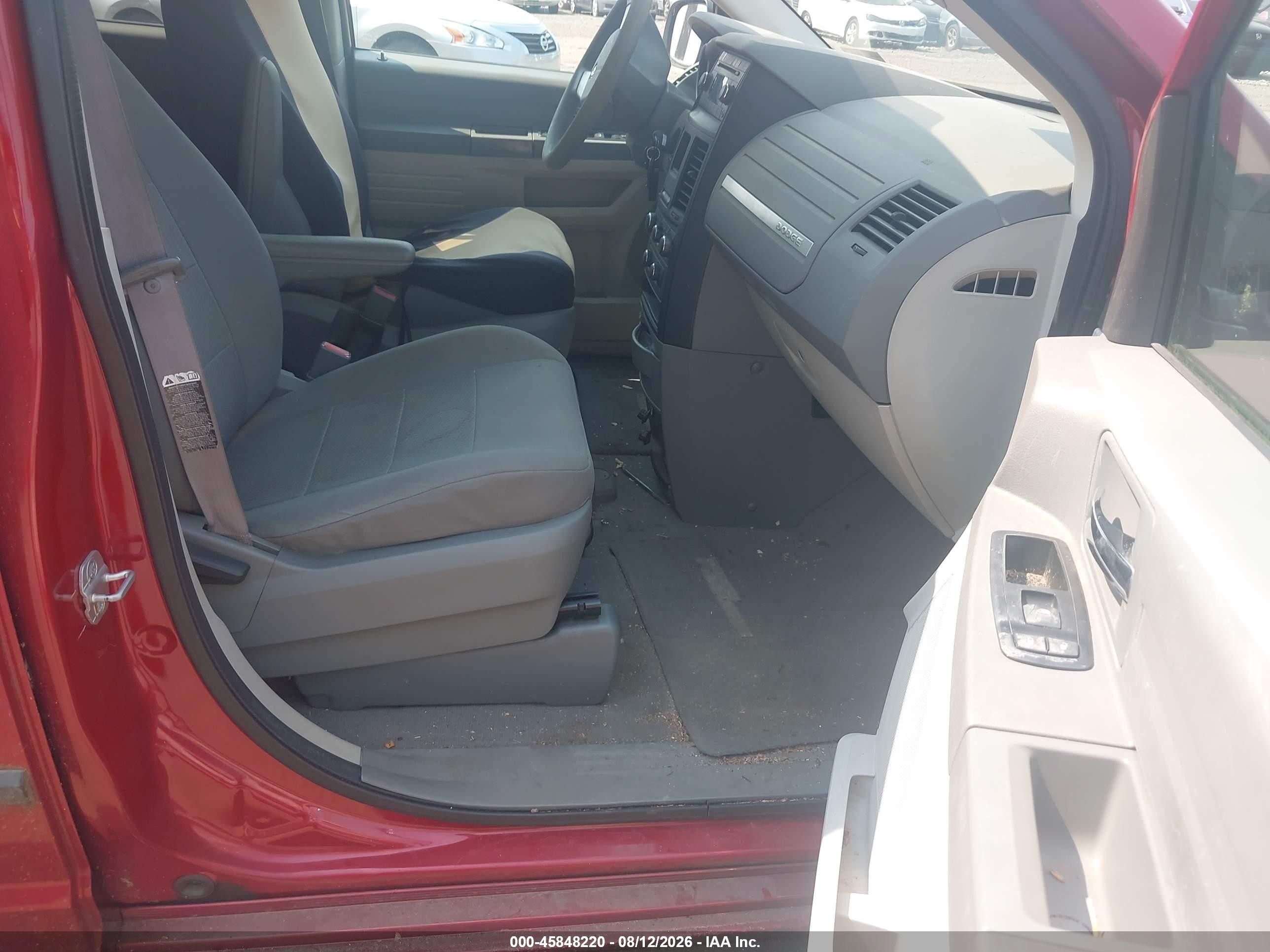 2008 Dodge Grand Caravan Se Красный vin: 2D8HN44H28R113950