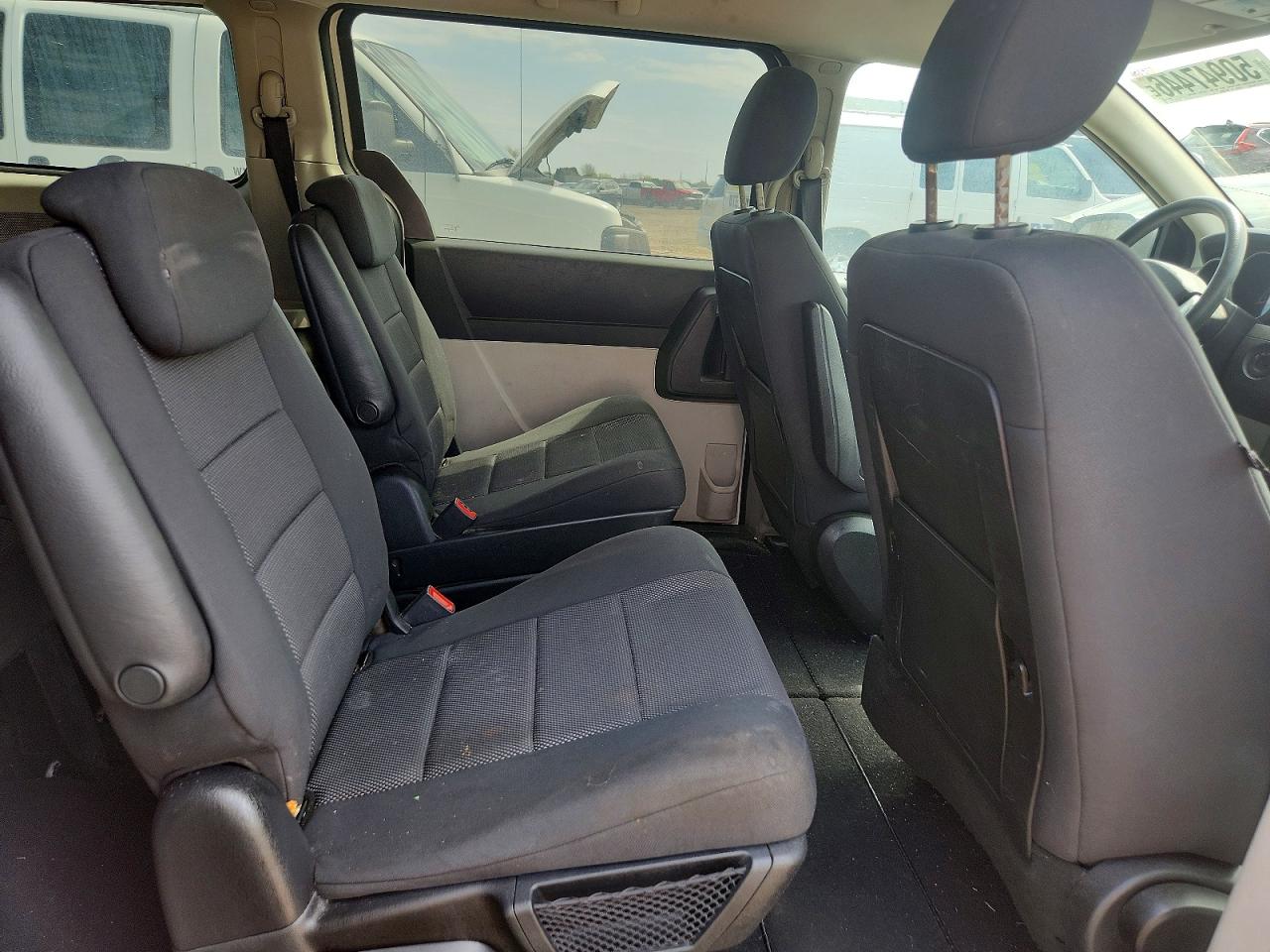 2008 Dodge Grand Caravan Se White vin: 2D8HN44H28R761157