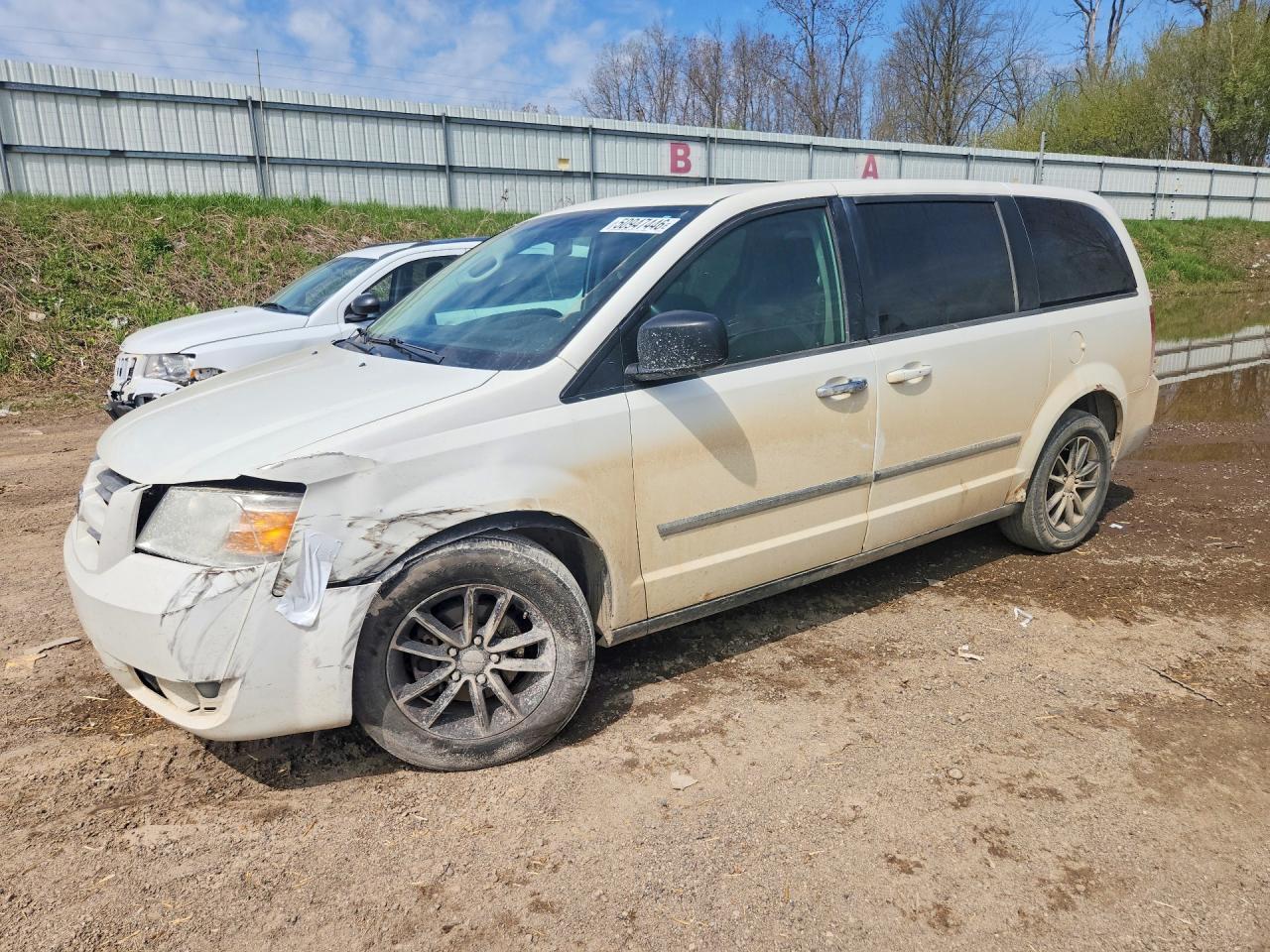 2008 Dodge Grand Caravan Se White vin: 2D8HN44H28R761157