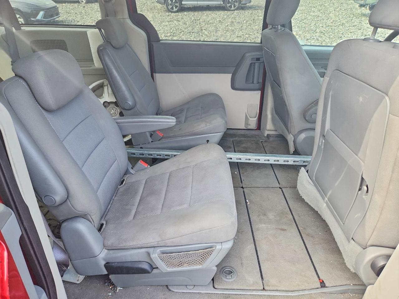 2008 Dodge Grand Caravan Se Red vin: 2D8HN44H58R679665