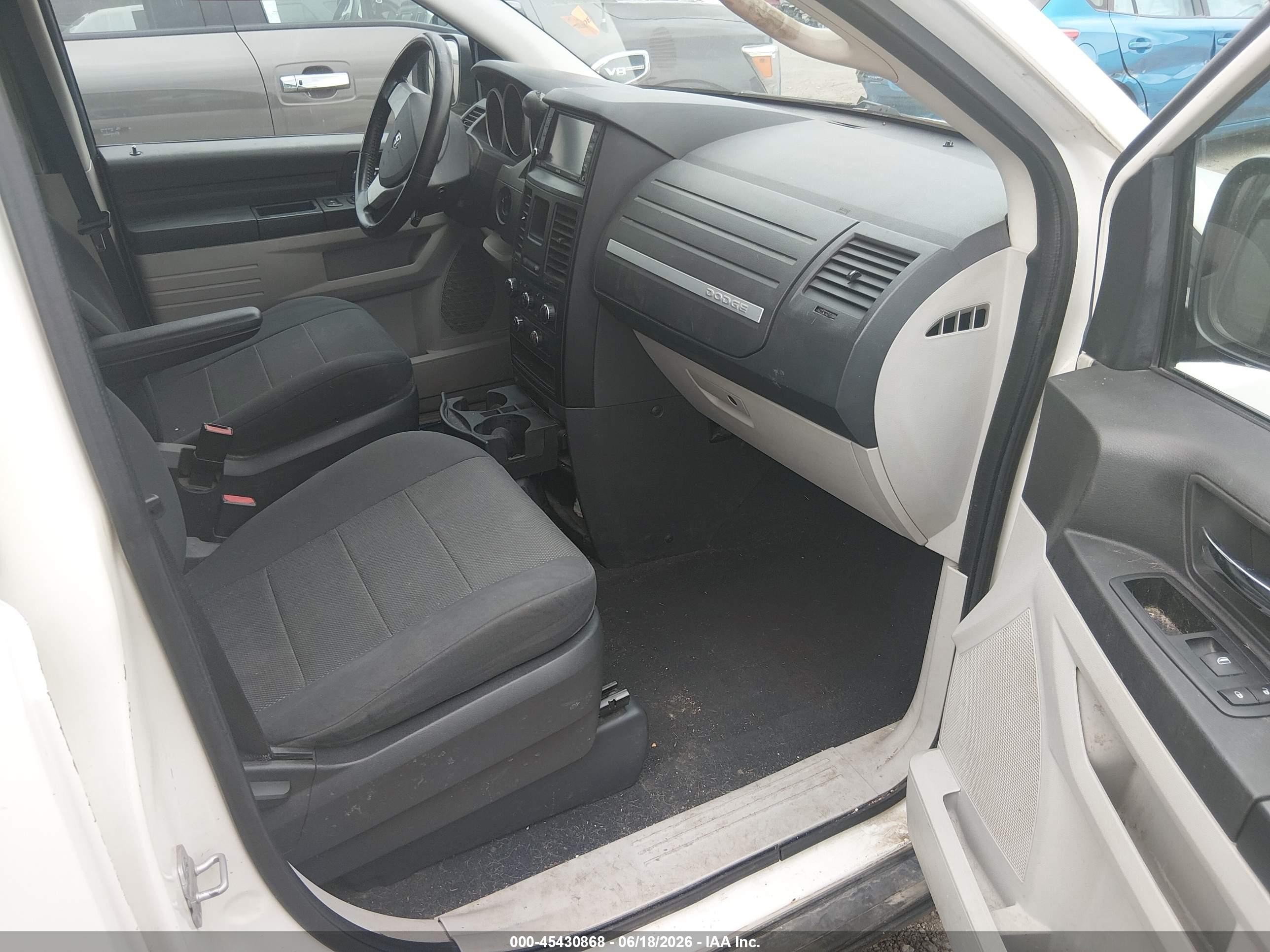 2008 Dodge Grand Caravan Se White vin: 2D8HN44H78R101776