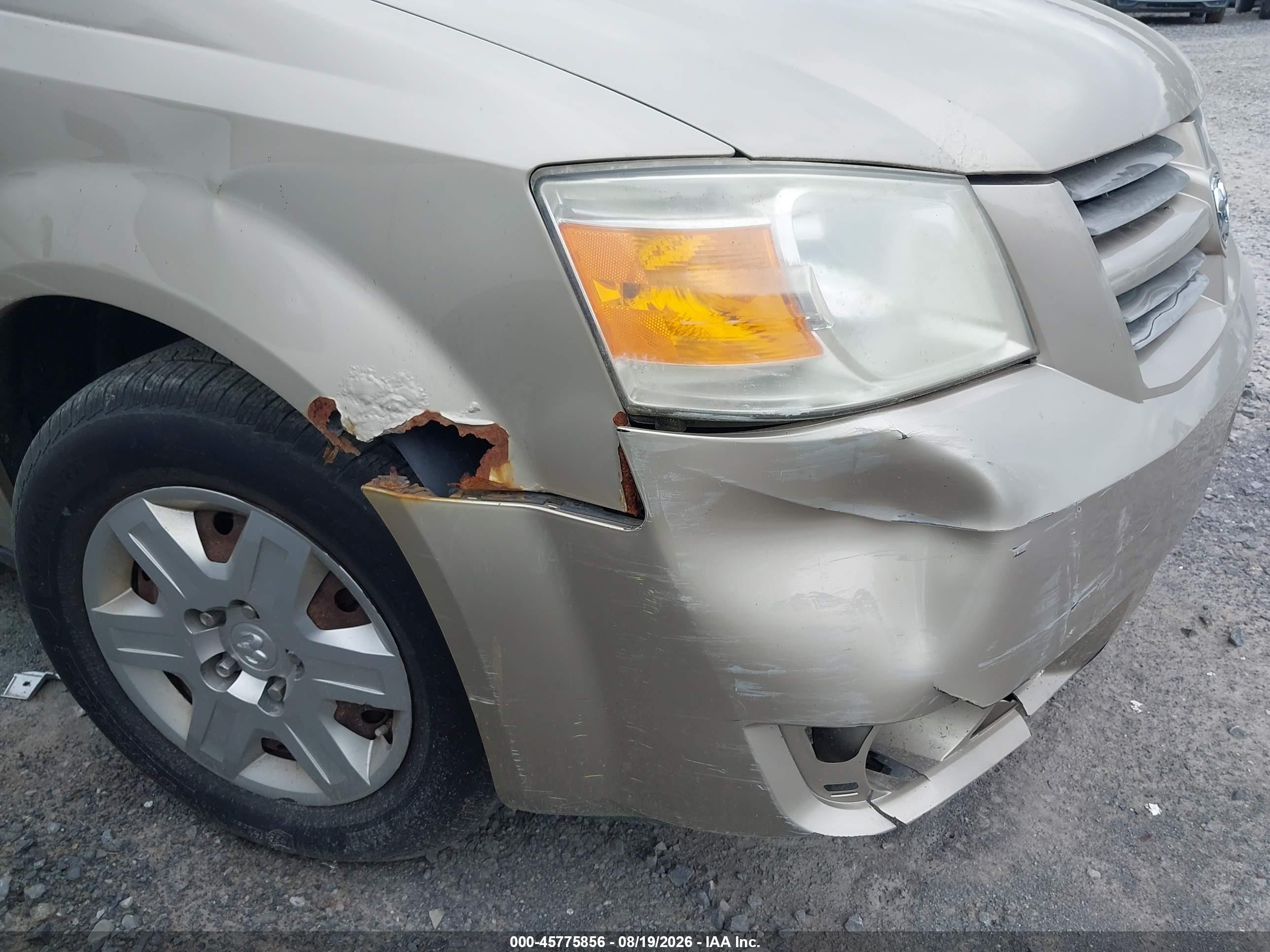 2008 Dodge Grand Caravan Se Tan vin: 2D8HN44H78R793991