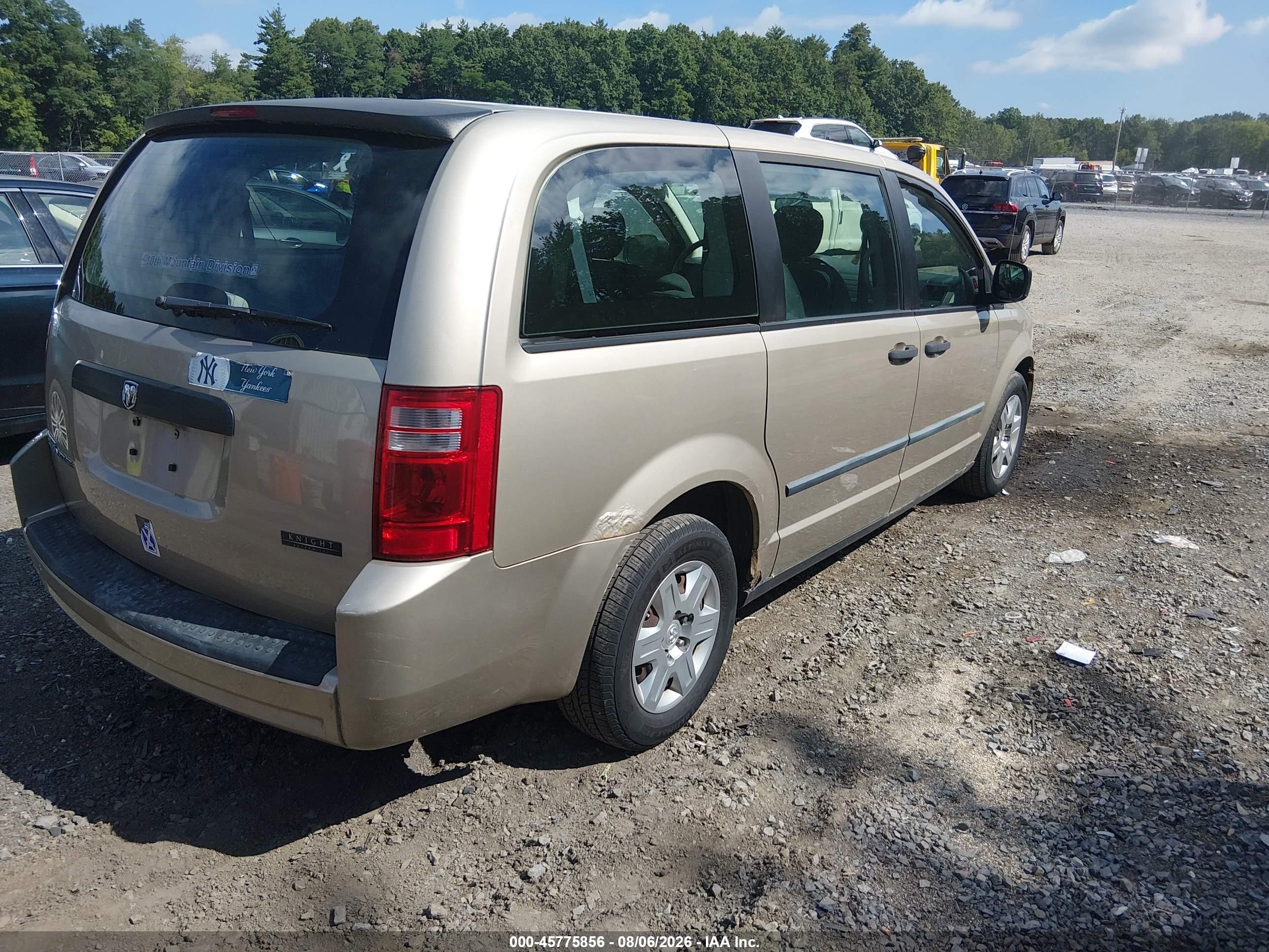 2008 Dodge Grand Caravan Se Tan vin: 2D8HN44H78R793991