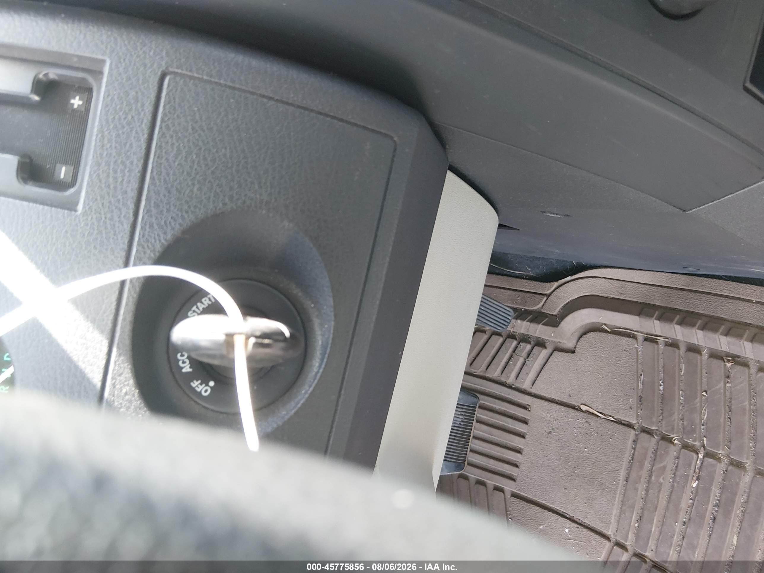 2008 Dodge Grand Caravan Se Tan vin: 2D8HN44H78R793991