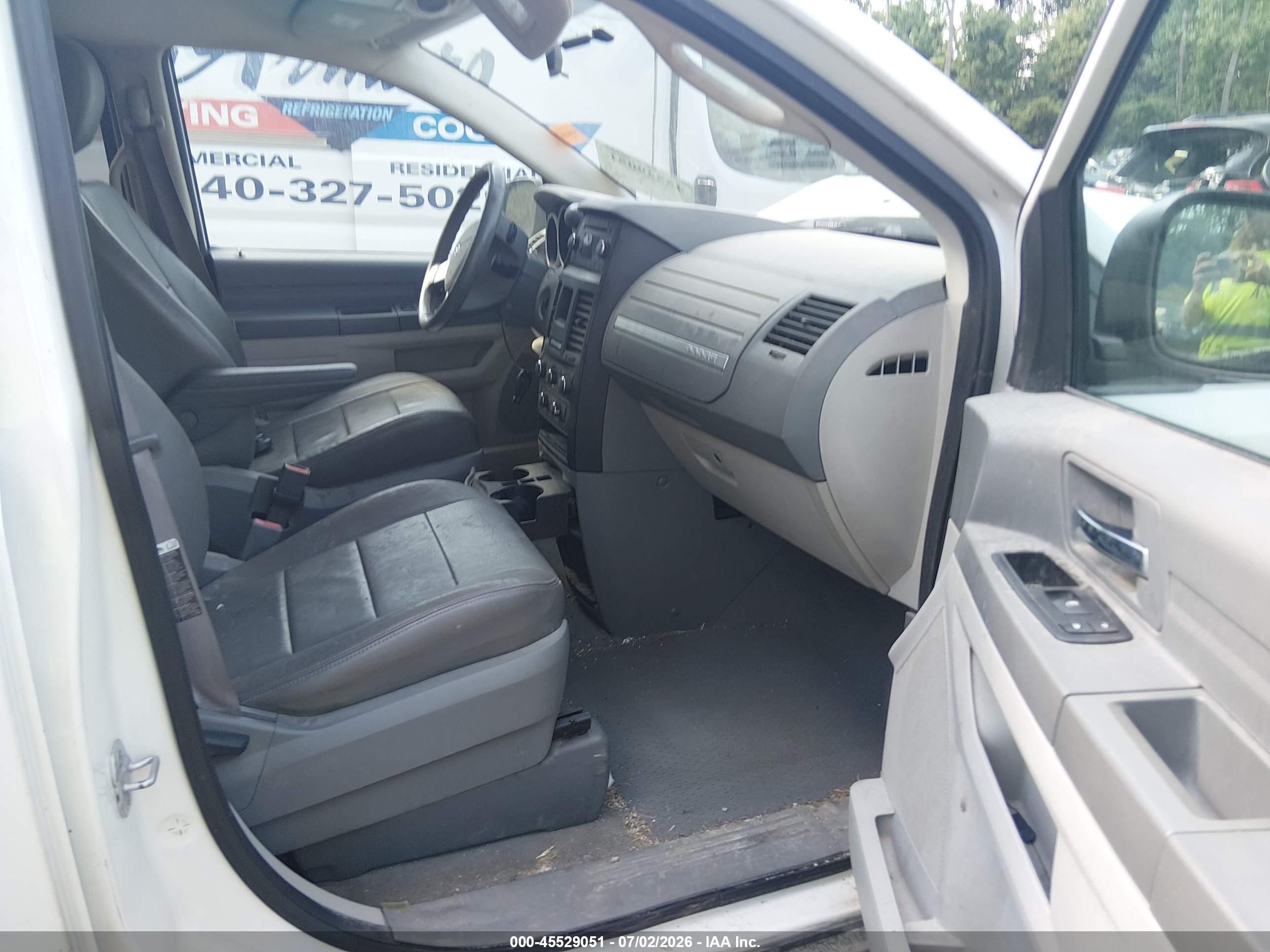 2008 Dodge Grand Caravan Se White vin: 2D8HN44H88R602854