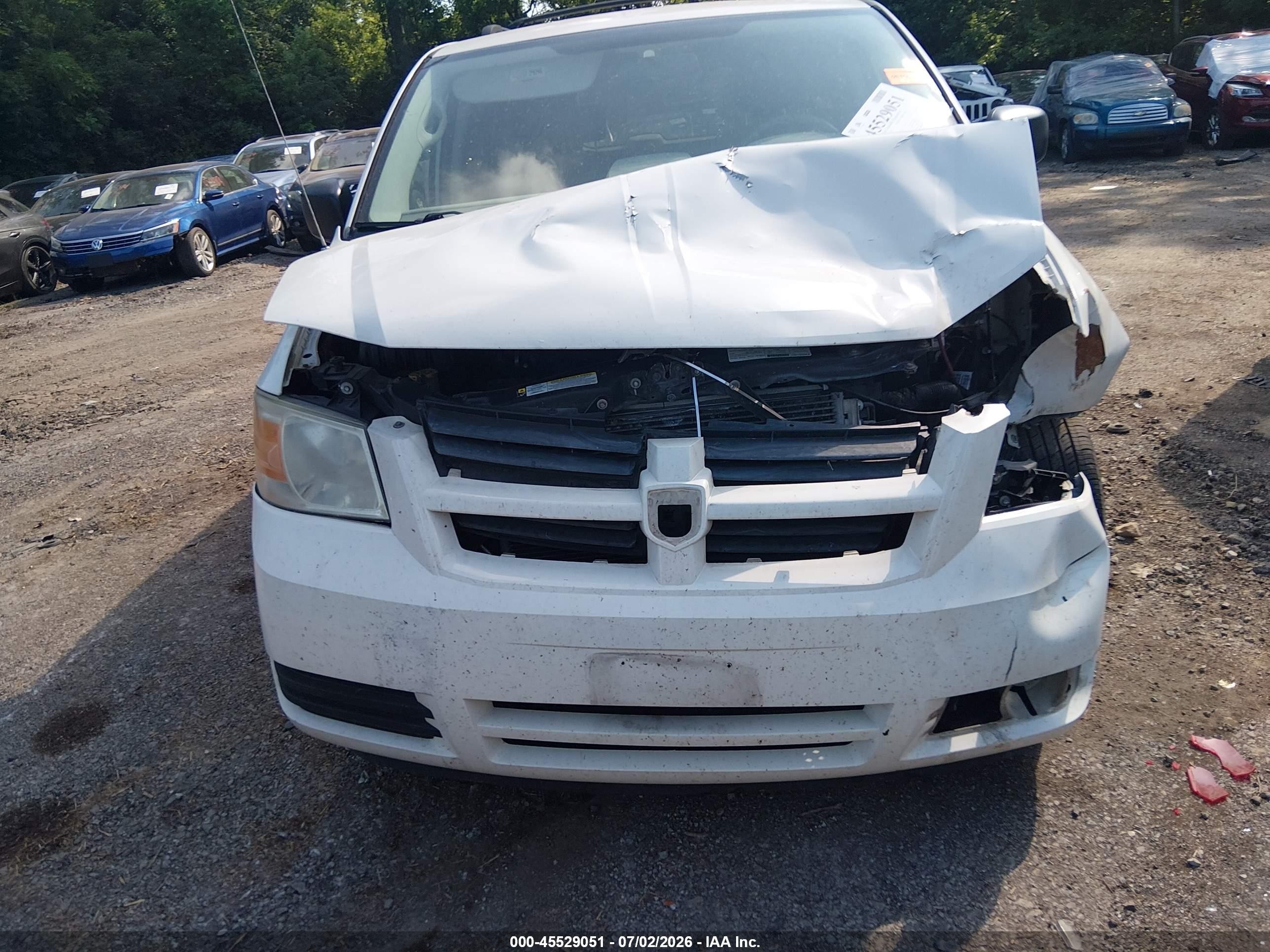 2008 Dodge Grand Caravan Se White vin: 2D8HN44H88R602854