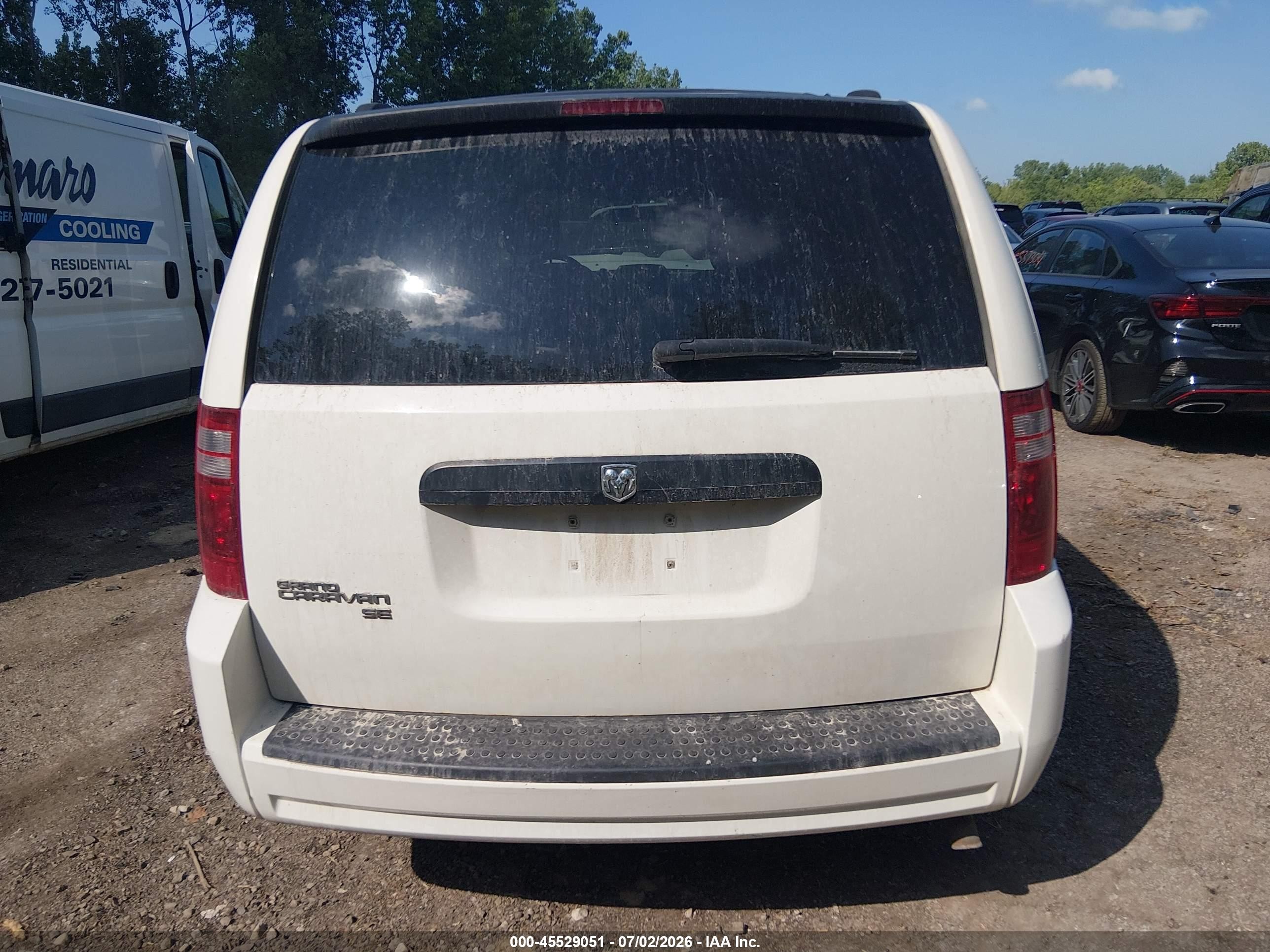 2008 Dodge Grand Caravan Se White vin: 2D8HN44H88R602854