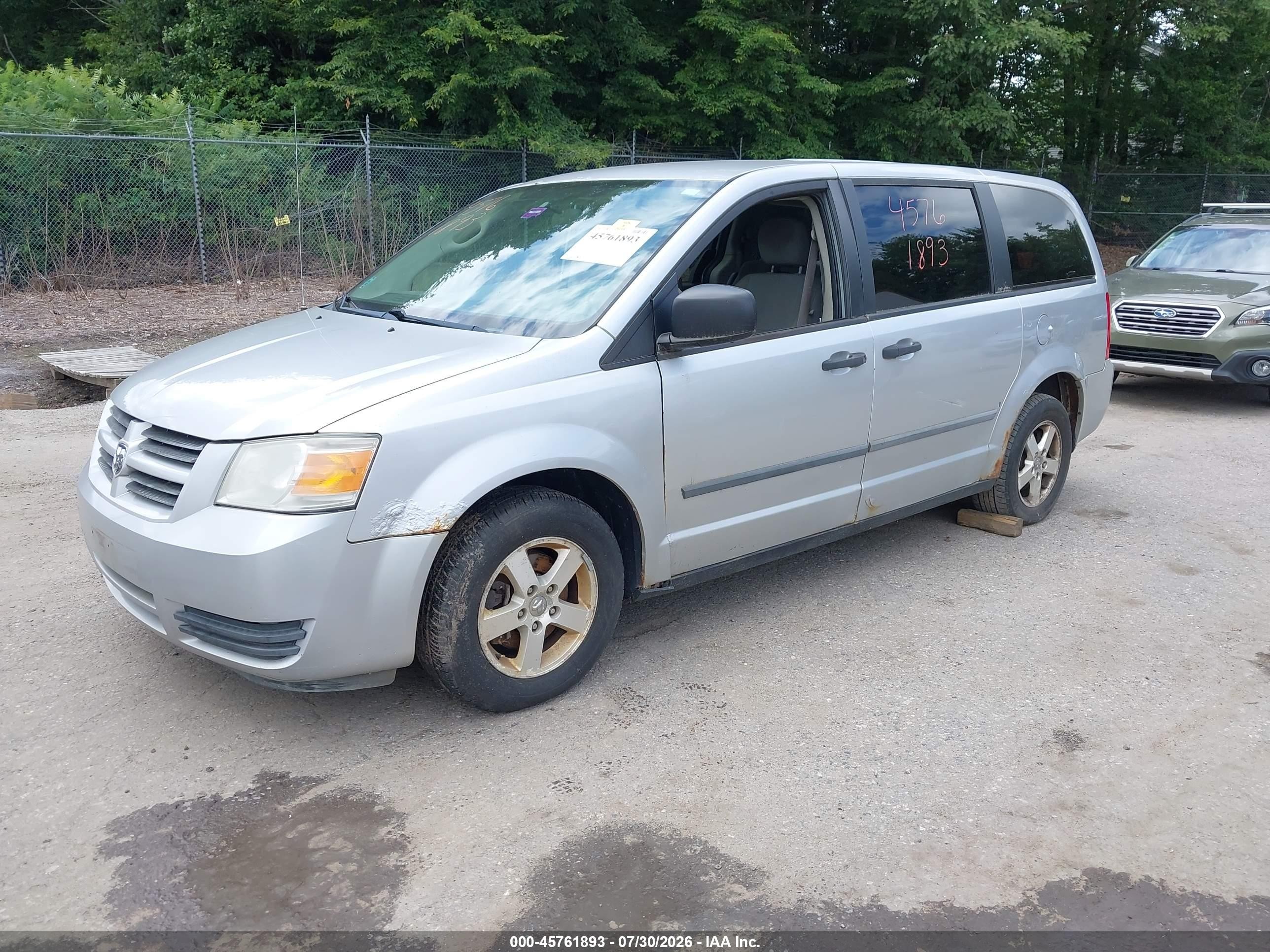 2008 Dodge Grand Caravan Se Silver vin: 2D8HN44H88R702730