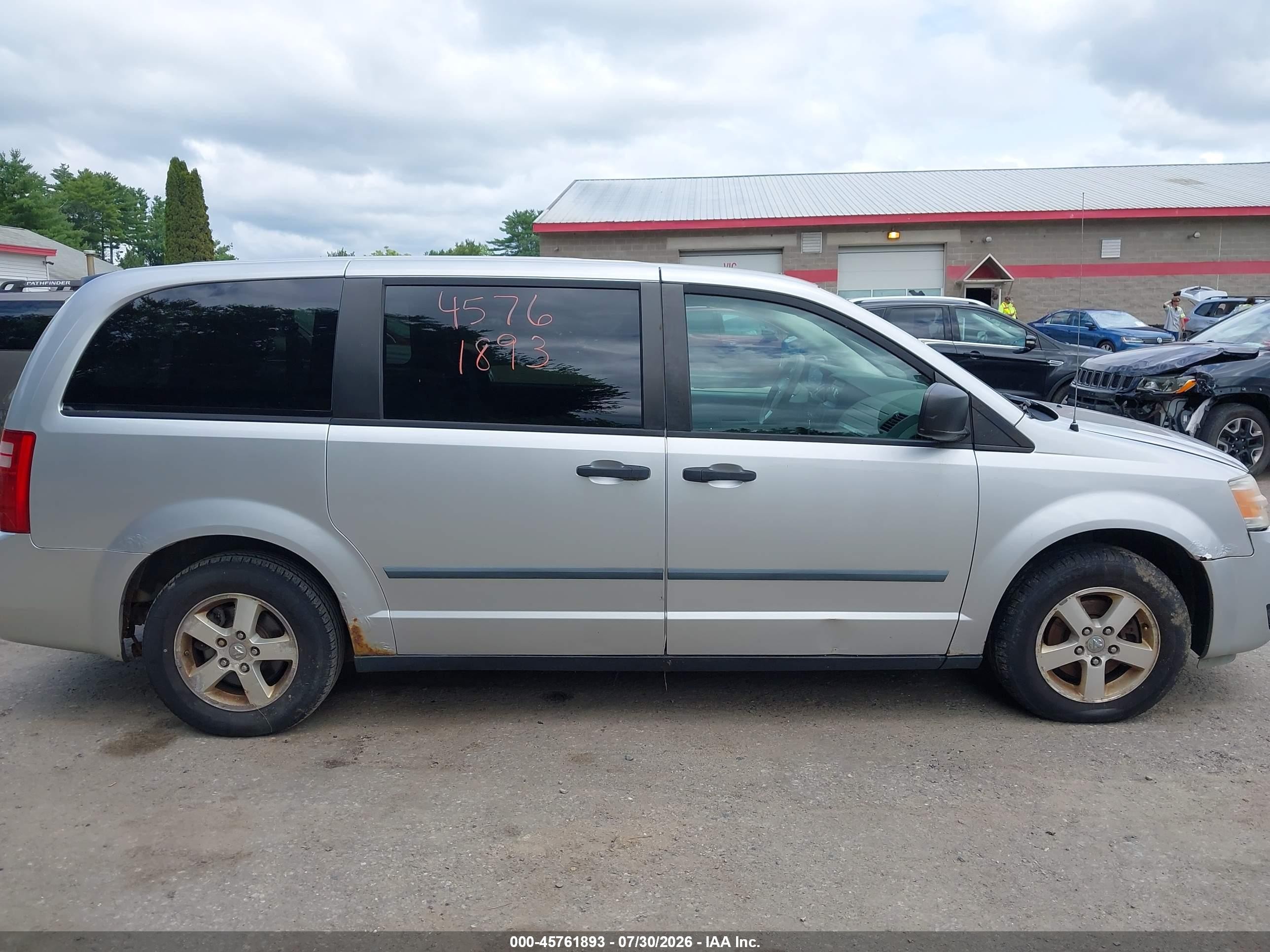 2008 Dodge Grand Caravan Se Silver vin: 2D8HN44H88R702730