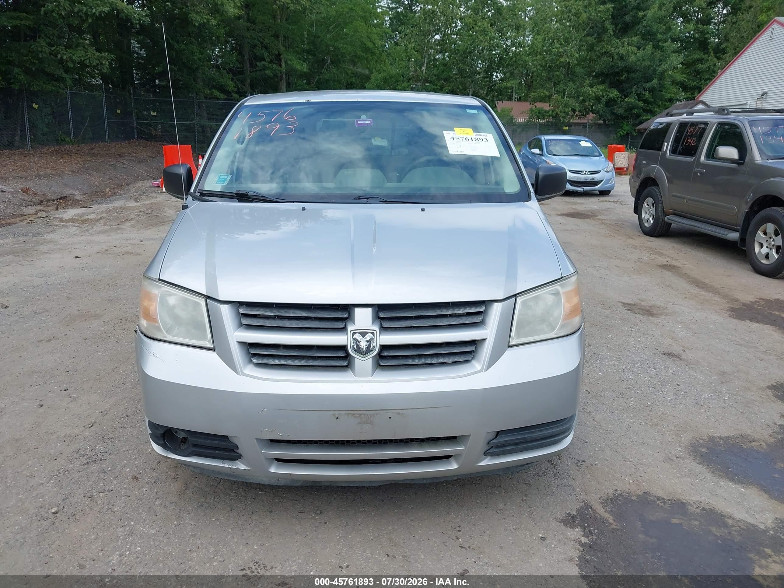 2008 Dodge Grand Caravan Se Silver vin: 2D8HN44H88R702730