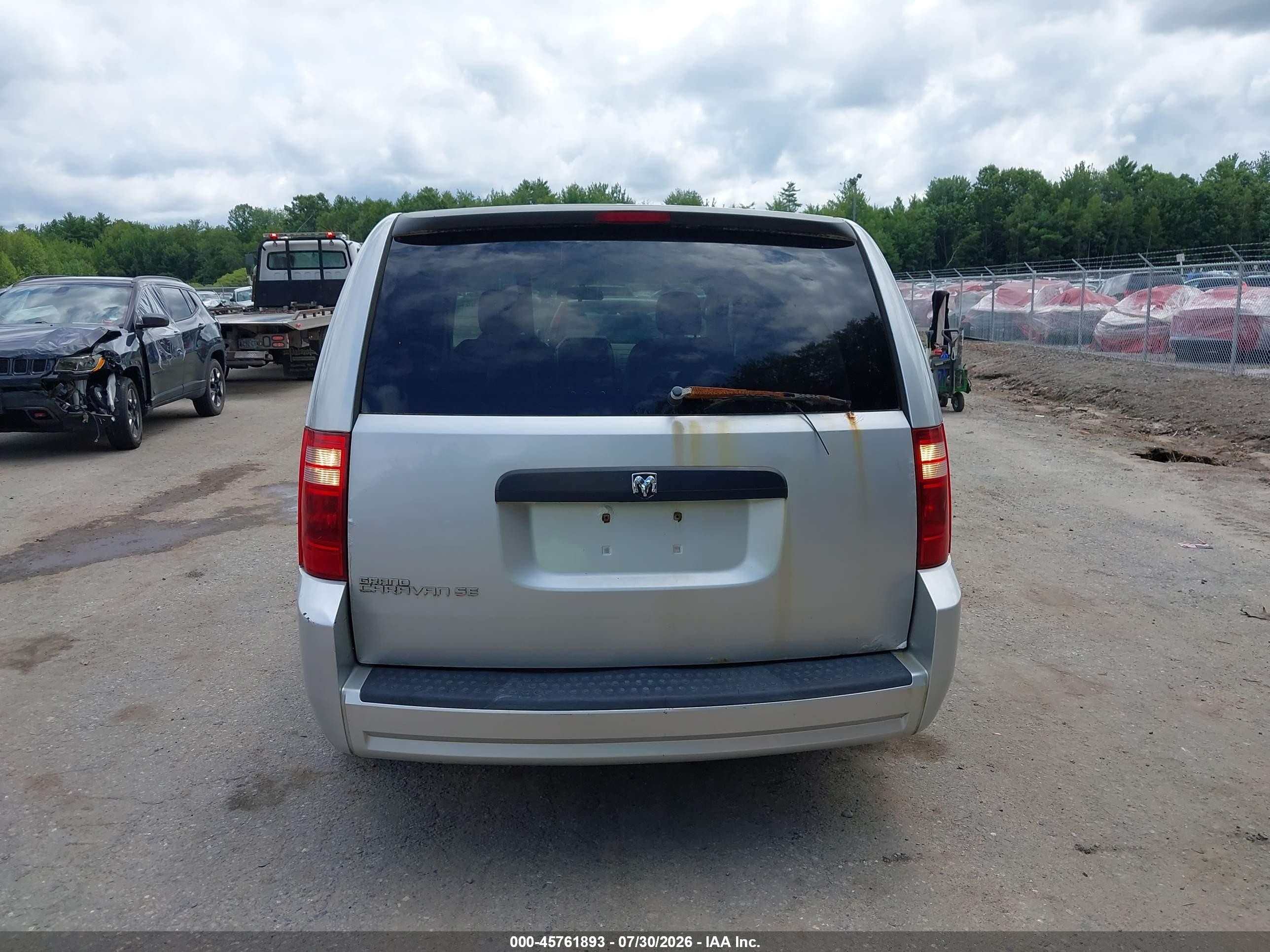 2008 Dodge Grand Caravan Se Silver vin: 2D8HN44H88R702730