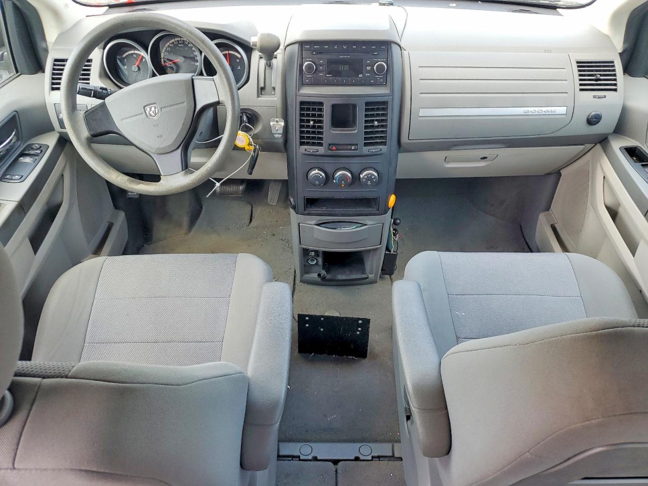 2008 Dodge Grand Caravan Se Silver vin: 2D8HN44H98R706141