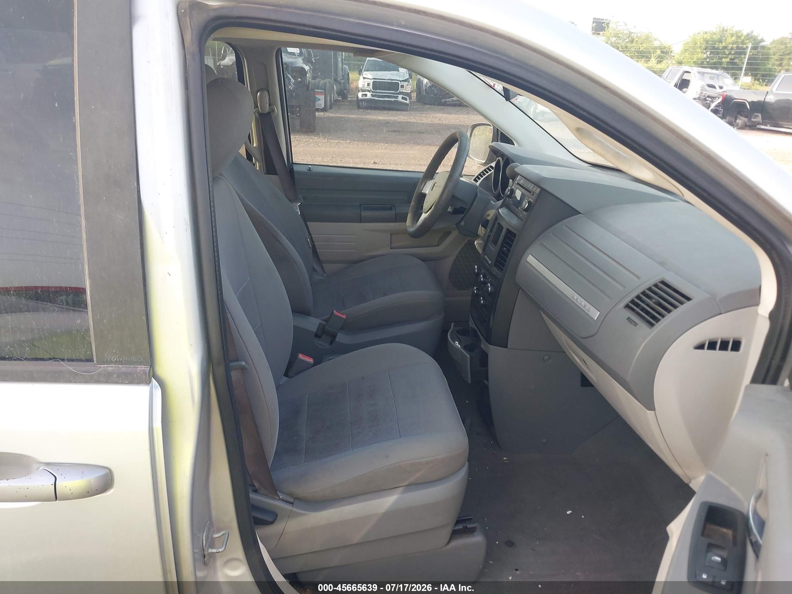 2008 Dodge Grand Caravan Se Silver vin: 2D8HN44HX8R645043