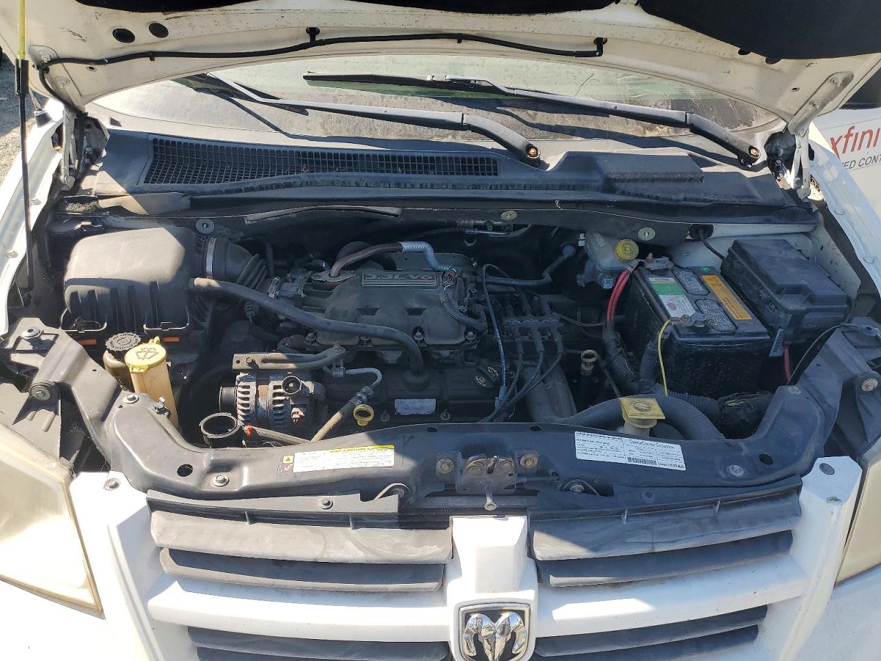 2008 Dodge Grand Caravan Se White vin: 2D8HN44HX8R780958