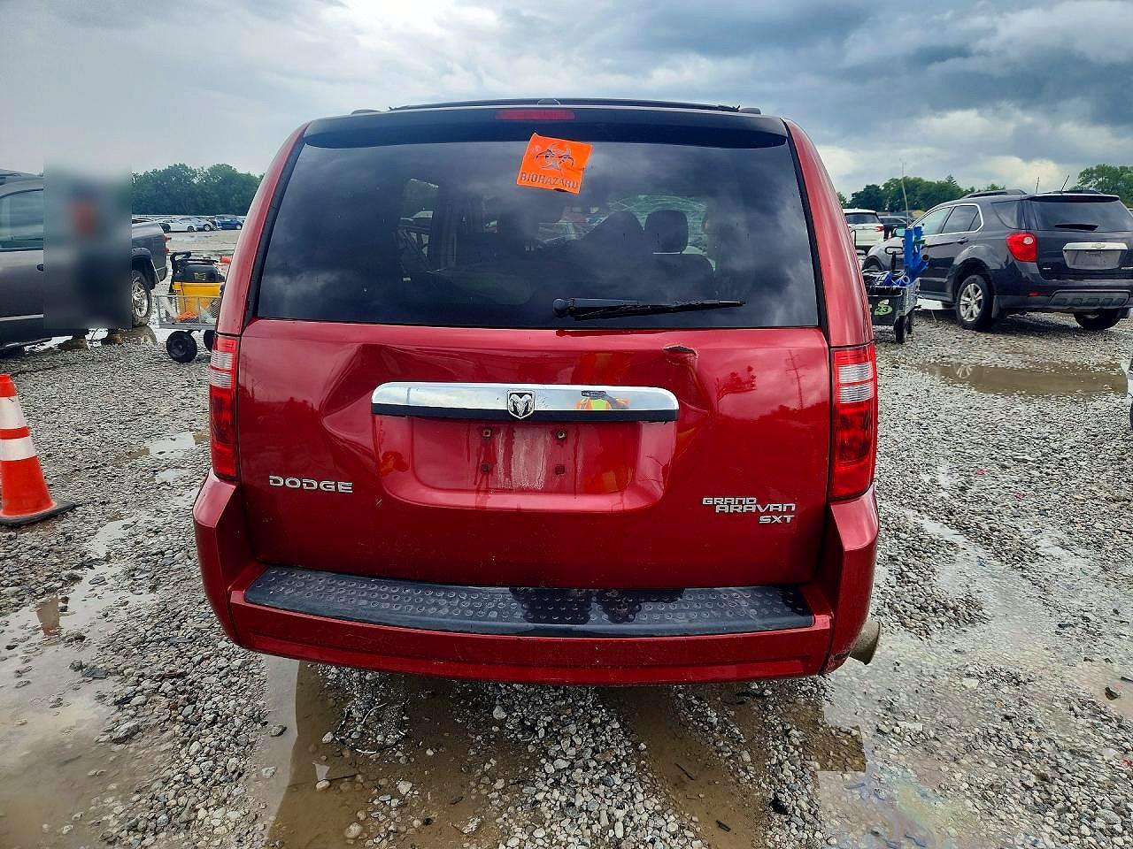 2009 Dodge Grand Caravan Sxt Красный vin: 2D8HN54109R655767
