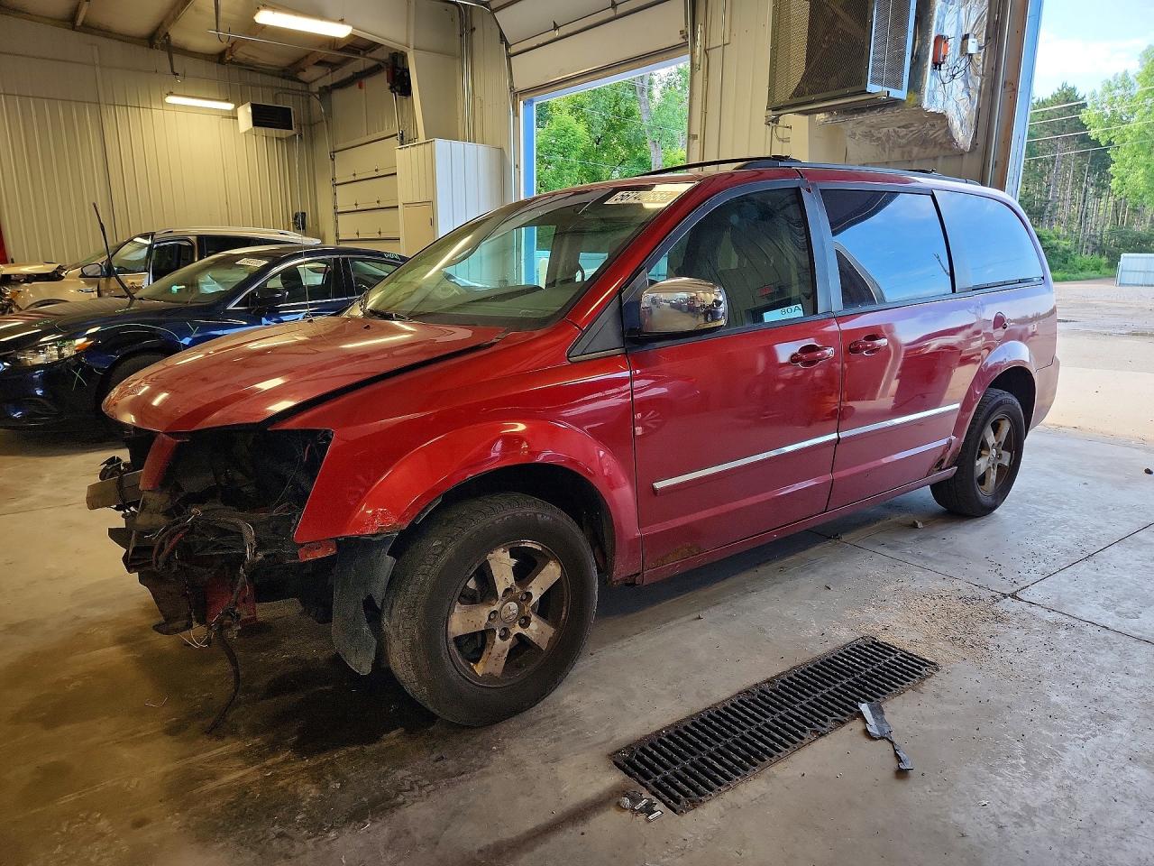 2009 Dodge Grand Caravan Sxt Red vin: 2D8HN54139R581423