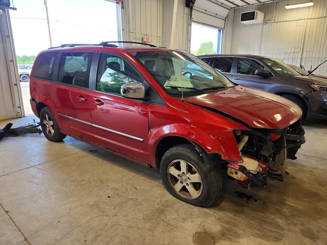 2009 Dodge Grand Caravan Sxt Red vin: 2D8HN54139R581423