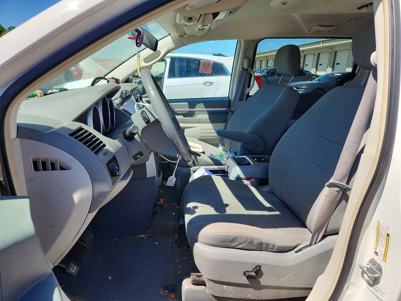 2009 Dodge Grand Caravan Sxt White vin: 2D8HN54169R630856