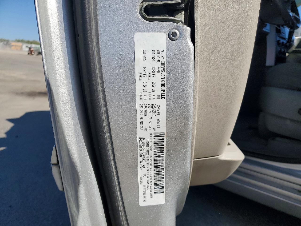 2009 Dodge Grand Caravan Sxt Silver vin: 2D8HN54179R685493