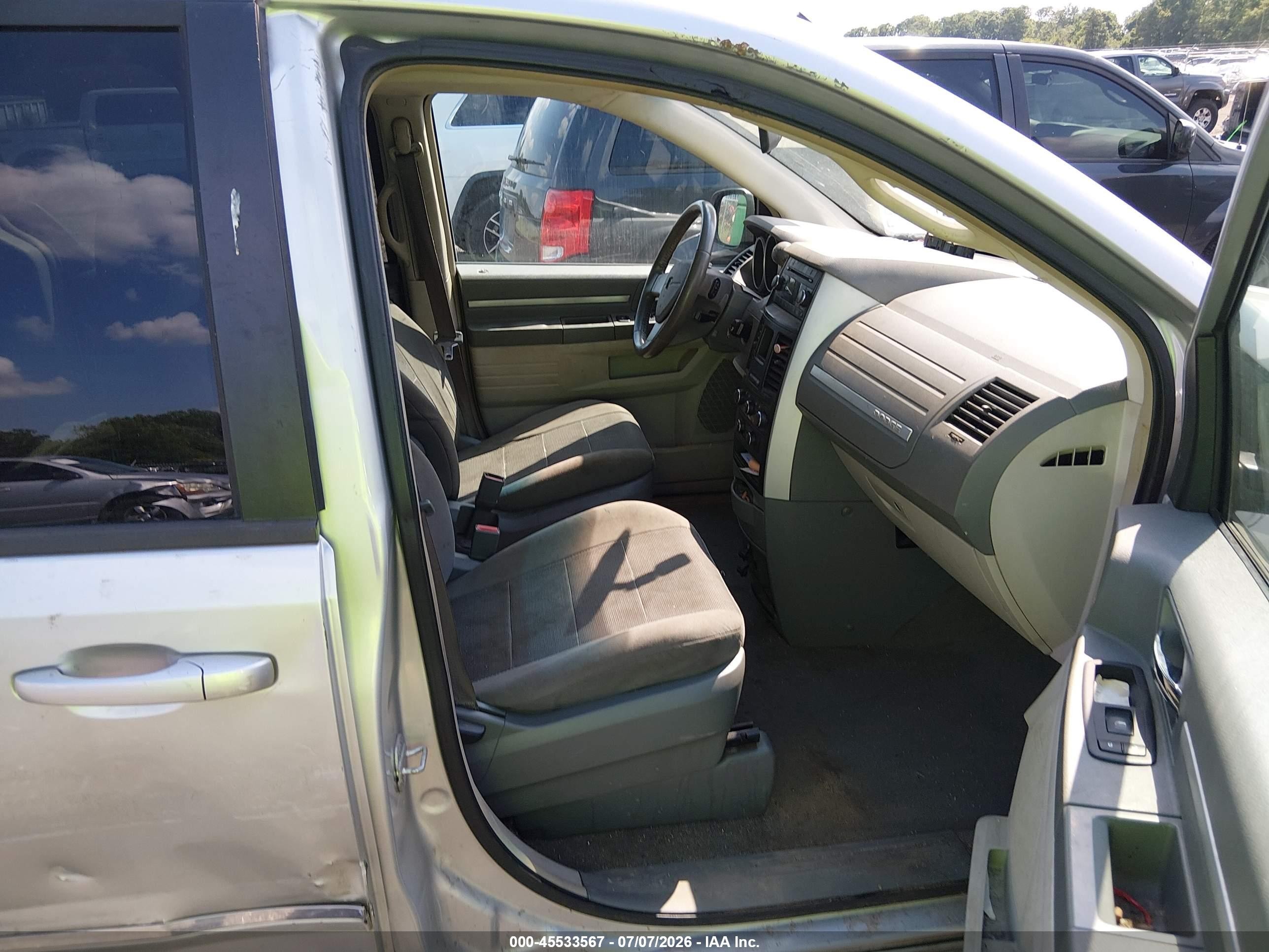 2009 Dodge Grand Caravan Sxt Silver vin: 2D8HN54189R572538