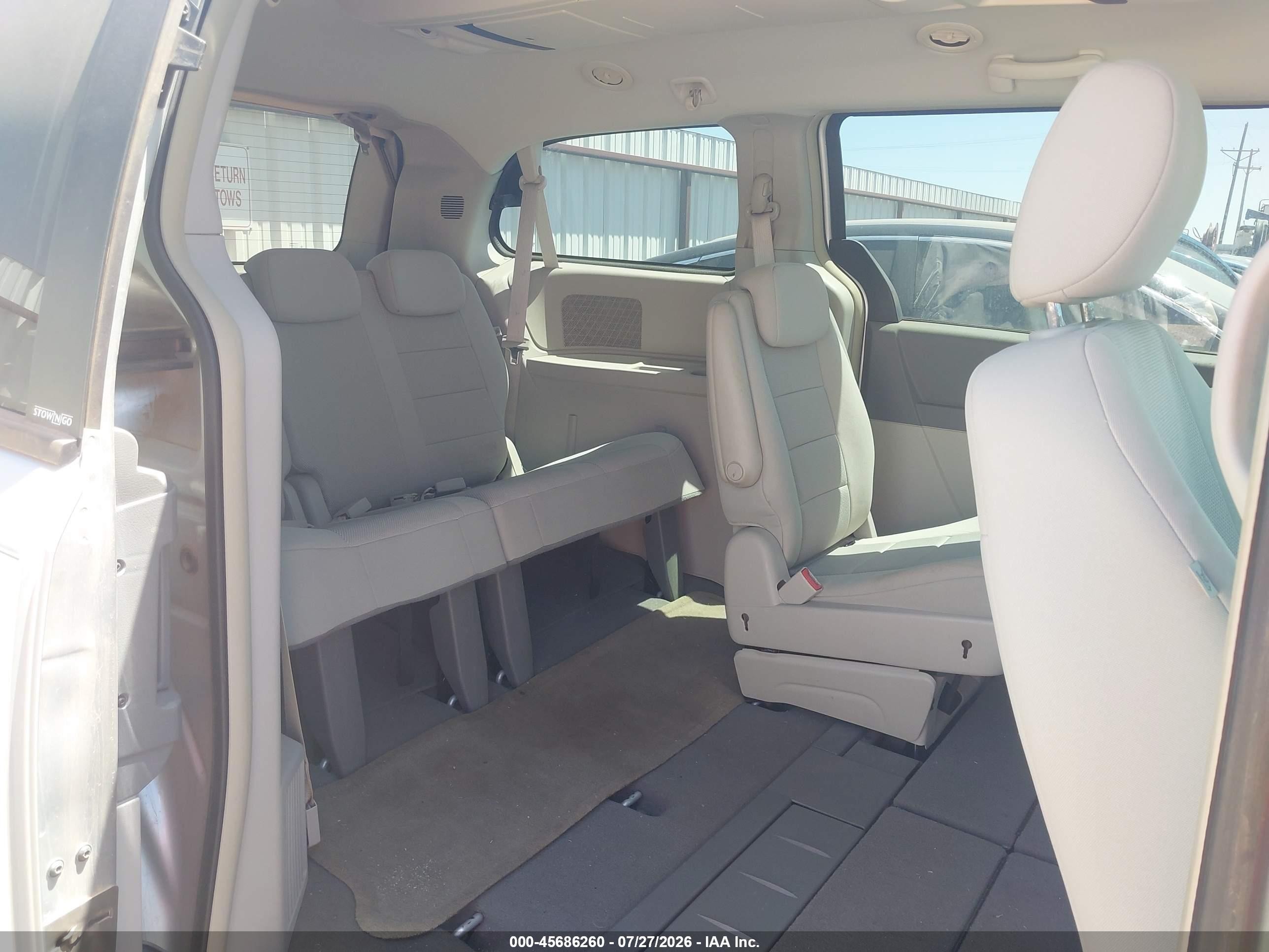 2009 Dodge Grand Caravan Sxt Серебряный vin: 2D8HN54199R612867