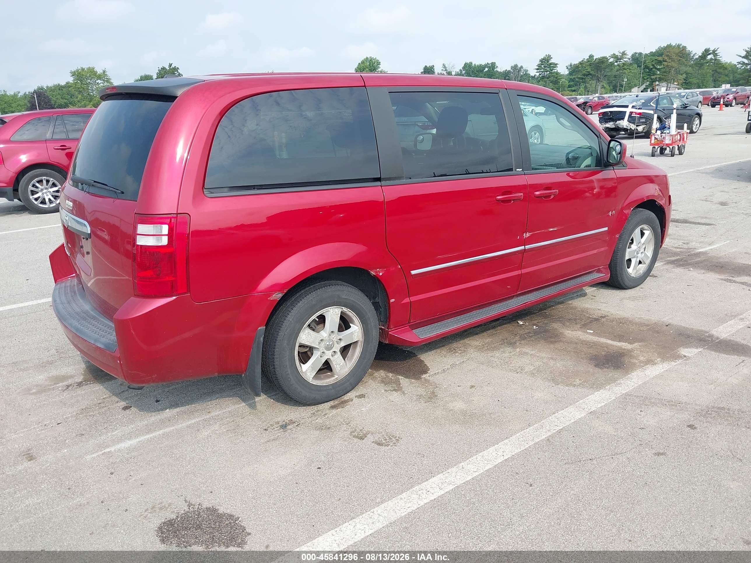 2008 Dodge Grand Caravan Sxt Red vin: 2D8HN54P08R752373