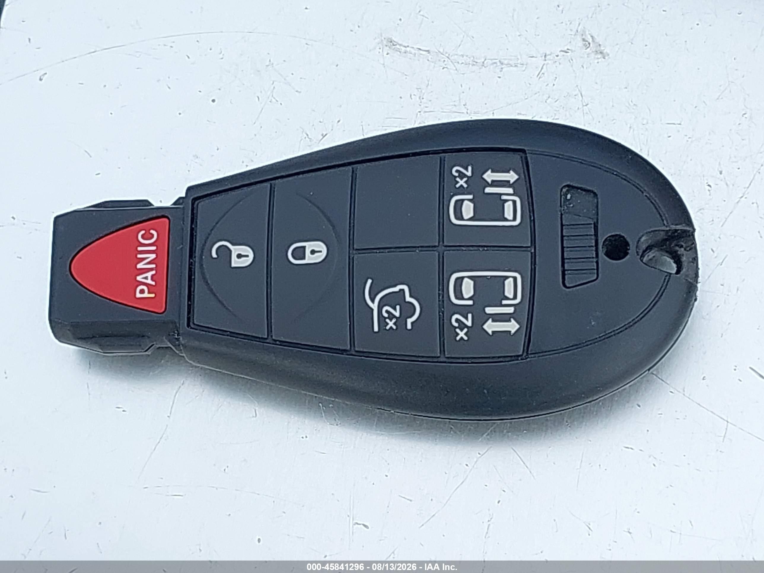2008 Dodge Grand Caravan Sxt Red vin: 2D8HN54P08R752373