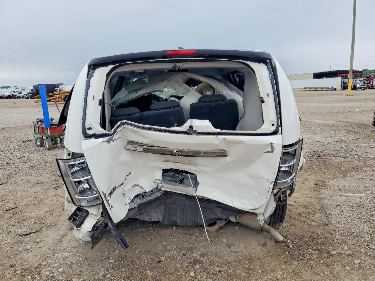2008 Dodge Grand Caravan Sxt White vin: 2D8HN54P08R780075