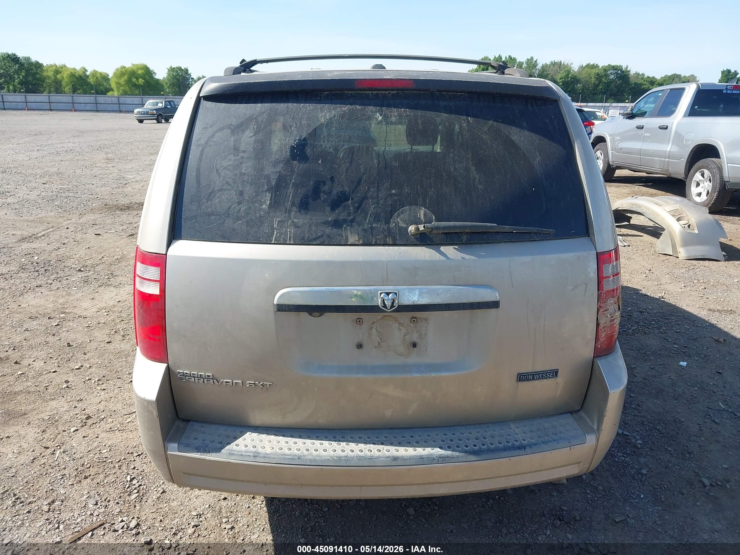 2008 Dodge Grand Caravan Sxt Gold vin: 2D8HN54P18R707149